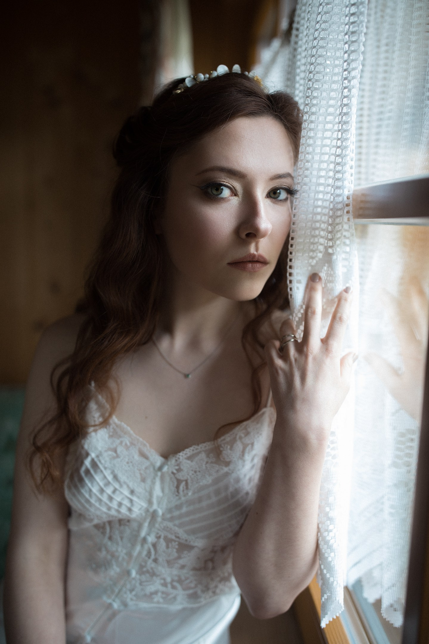 Soft bridal portrait in natural light