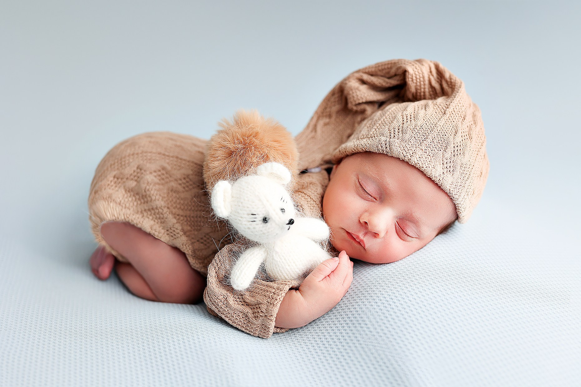 Nueva Sesión Embarazo En Estudio. Fotografía de Eventos, Embarazo y Familiar en Pirineos