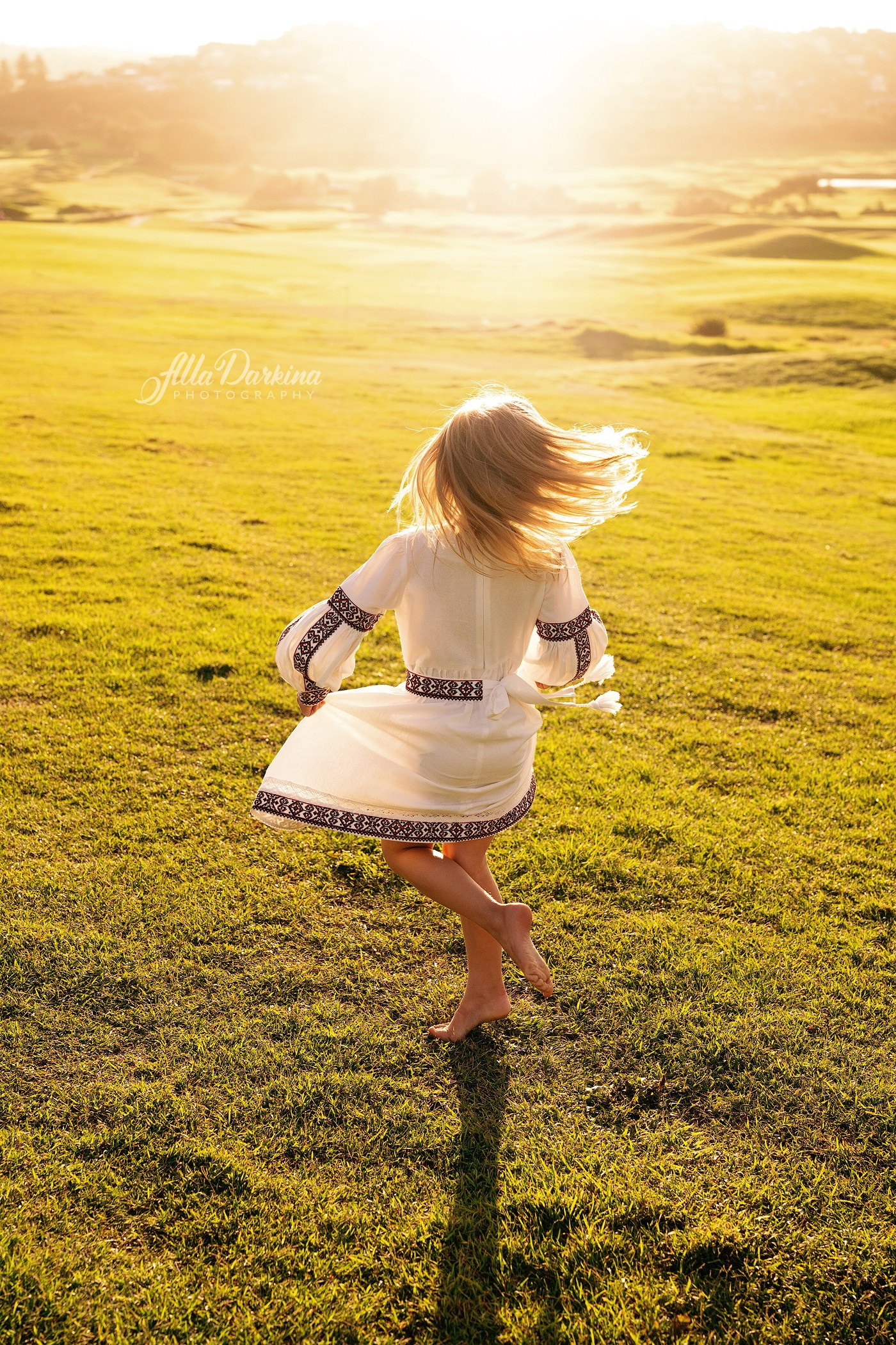 Family session price guide. Newborn and family photographer. Hills District. Sydney