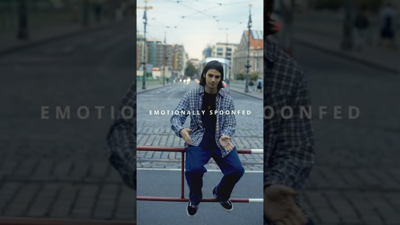 Audiovizuální tvorba - kameramanka Praha. Dana Lišková — Empatická fotografka | Introspektivní umělkyně | Neurodivergentní koučka| Zakladatelka Artepy.cz