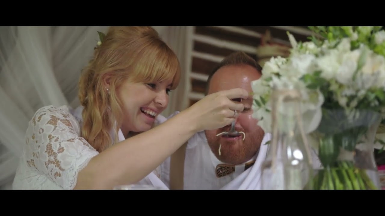 Audiovizuální tvorba - kameramanka Praha. Dana Lišková — Empatická fotografka | Introspektivní umělkyně | Neurodivergentní koučka| Zakladatelka Artepy.cz