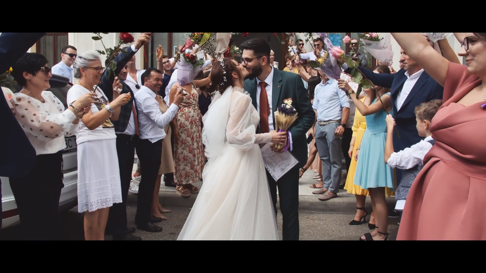 A&F One kiss for eternity. Weedding photographer and Wedding videographer profesional team