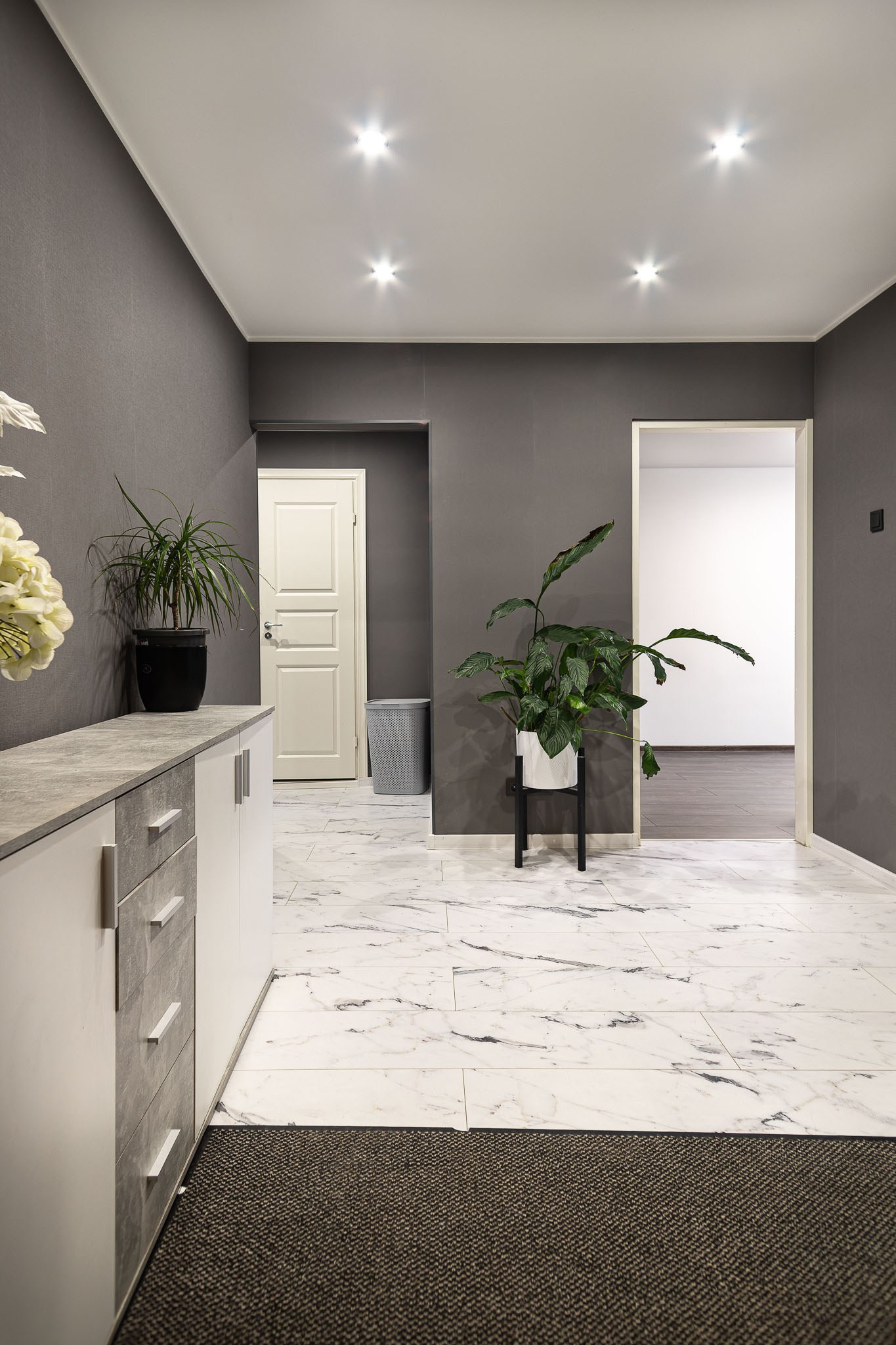 Real Estate and Interior Photography. Tony photographer and videographer in Tallinn