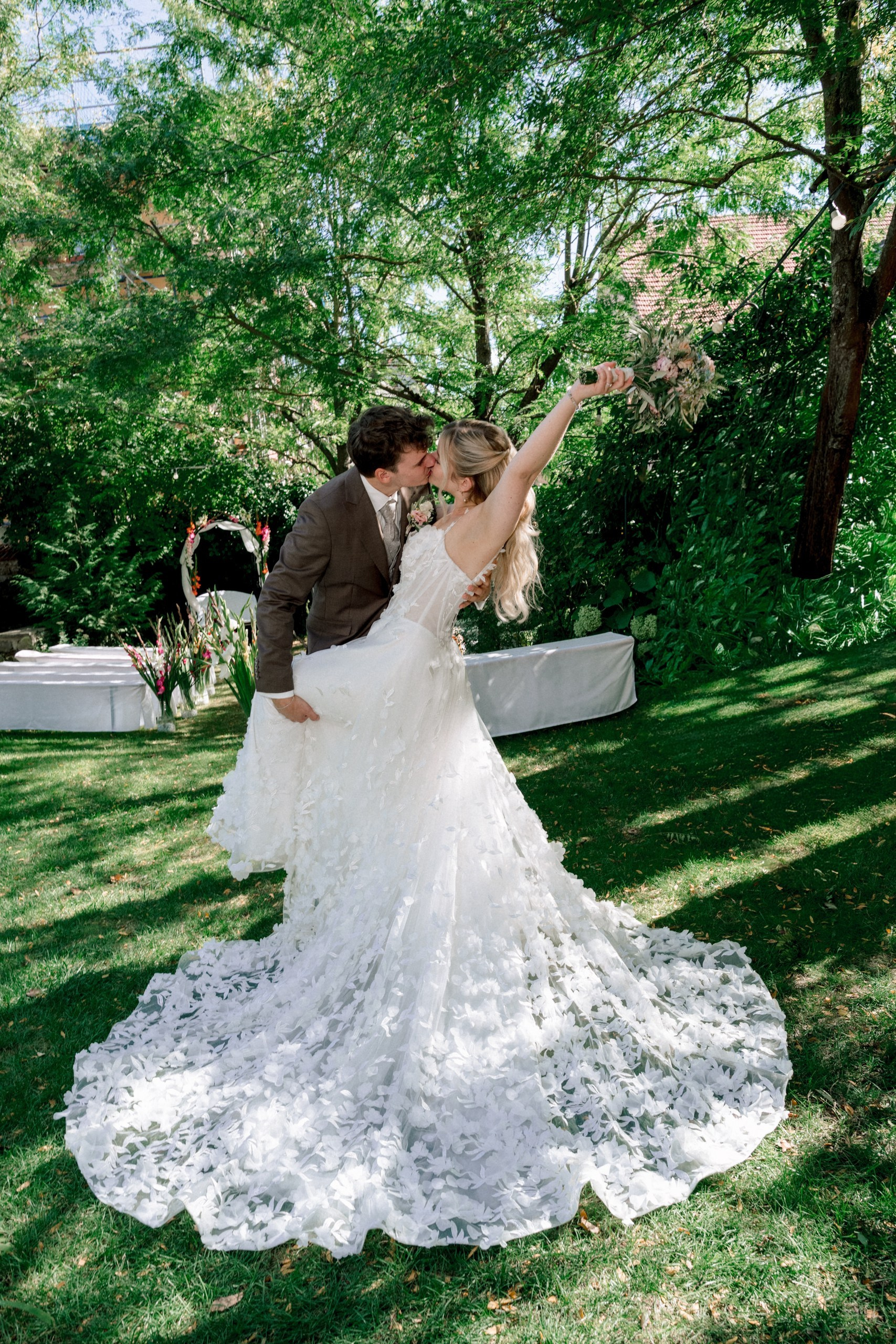 Echte Hochzeiten in Würzburg | Anna Saribekyan