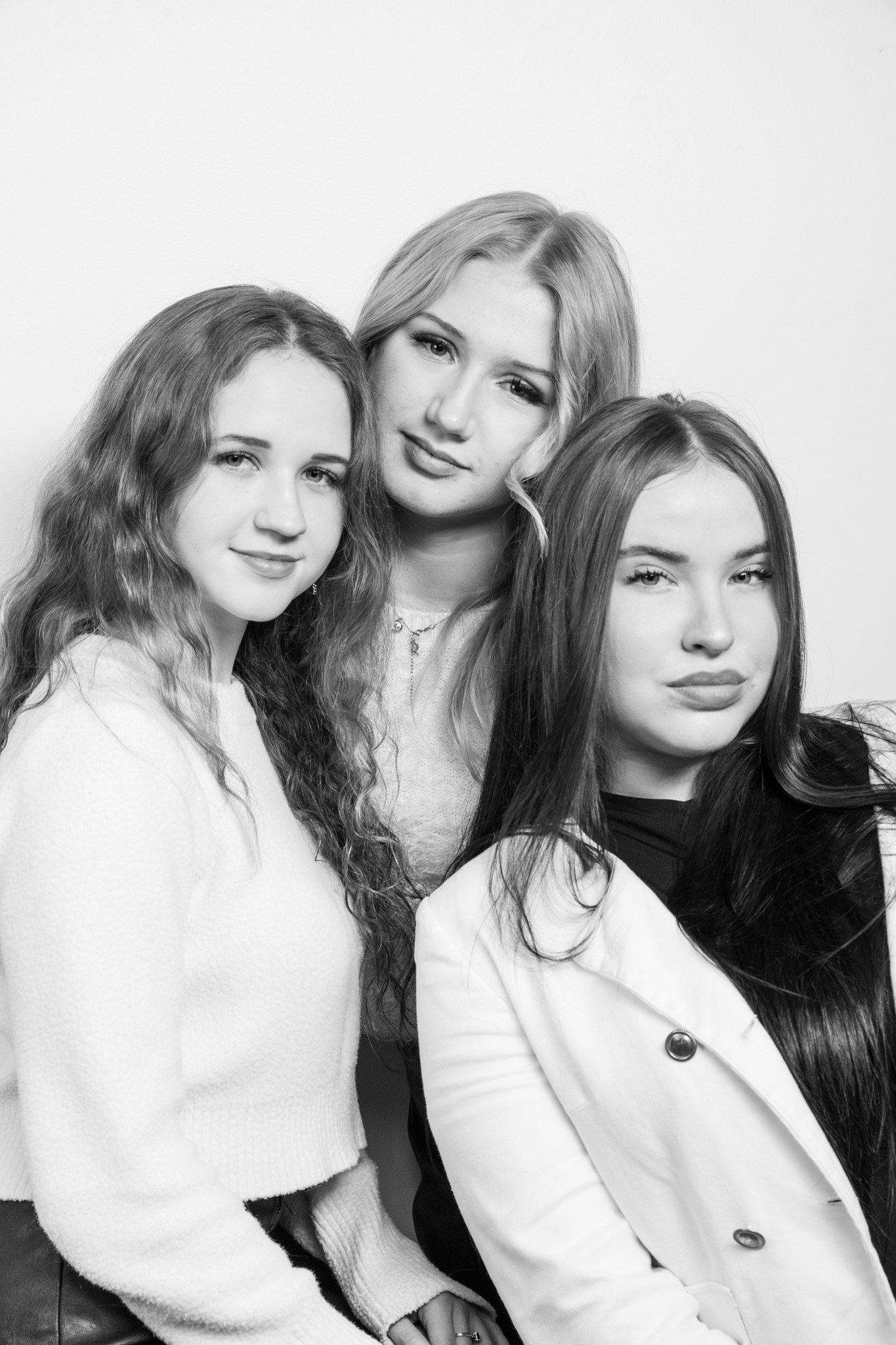 Līga Baha. Fotogrāfs — individuālās, ģimeņu, pāru fotosesijas Liepājā, Latvijā