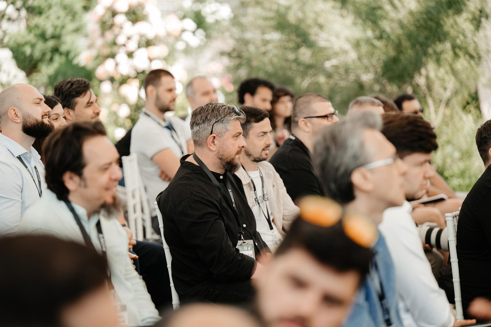 Reuniunea fotografilor 2025. Marius Alex fotograf de eveniment si portret din Suceava