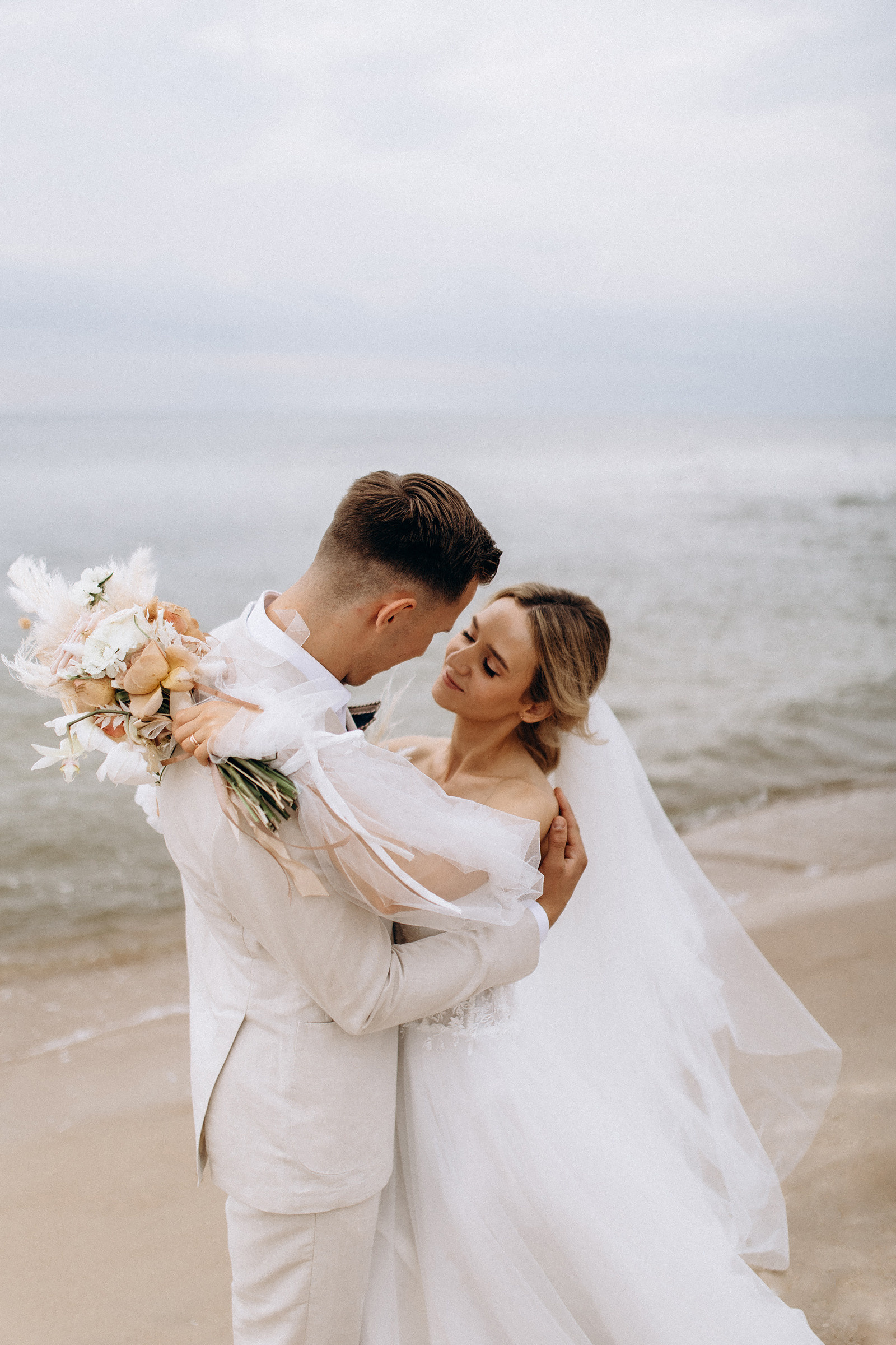 Vestuvių ir šeimų fotografė Lena Bondarenko / belove photo