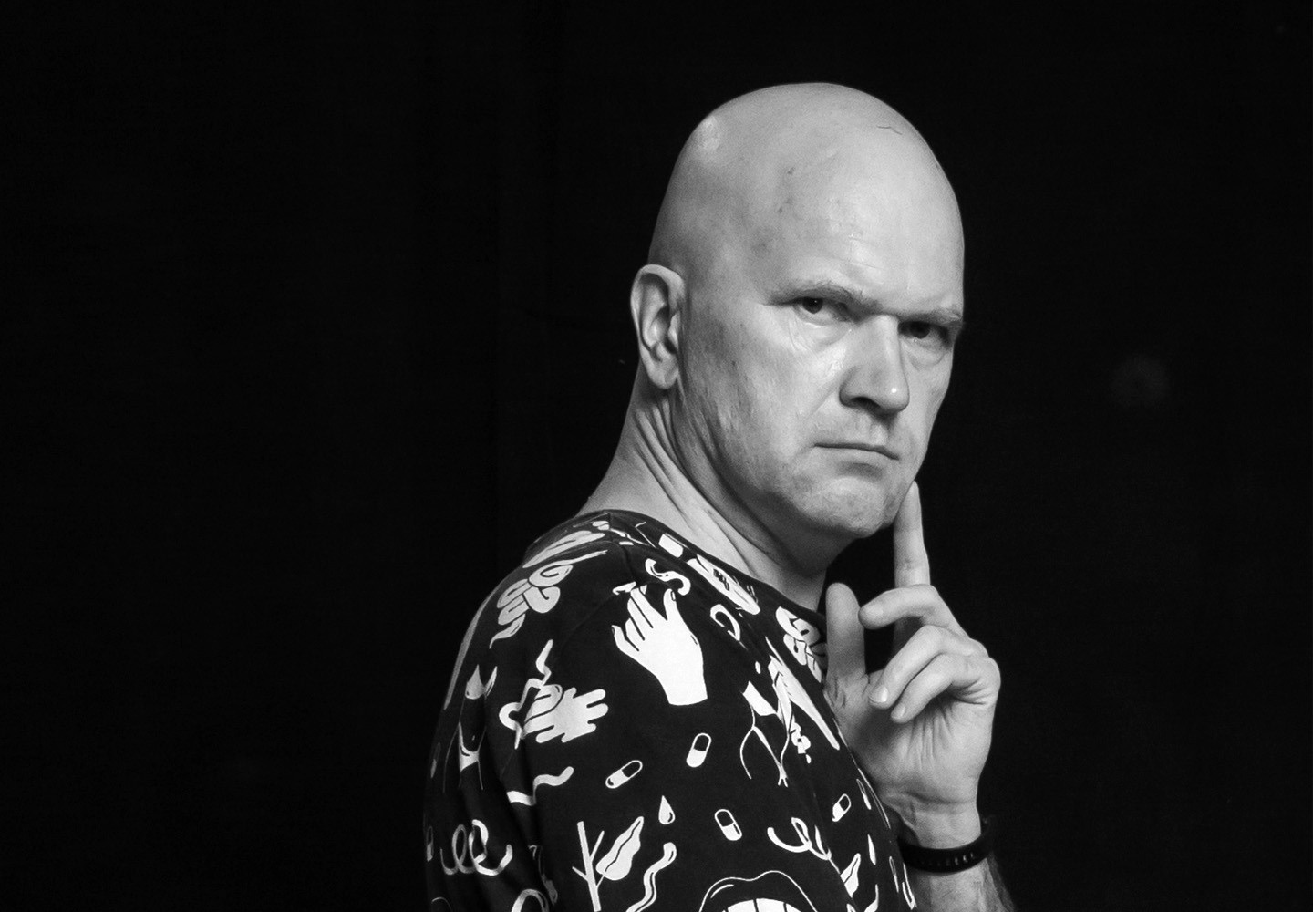 ავტოპორტრეტის სტუდია თბილისში