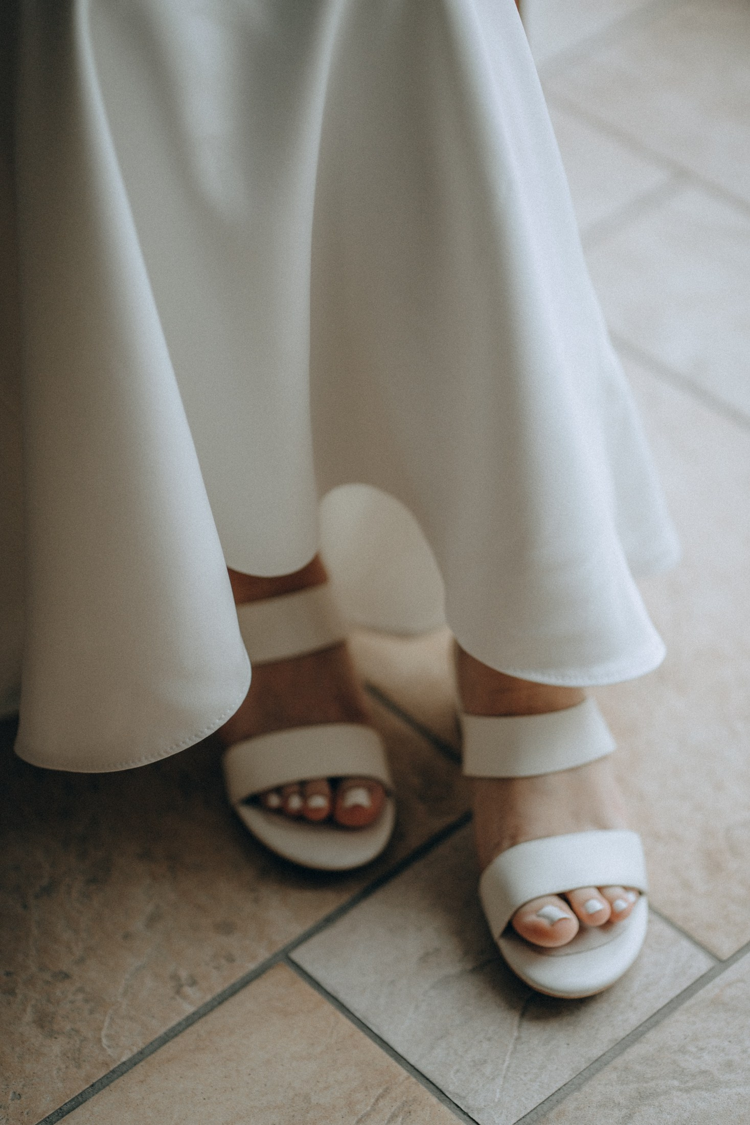 Detailaufnahme Brautschuhe – elegante Hochzeitsfotografie Dresden