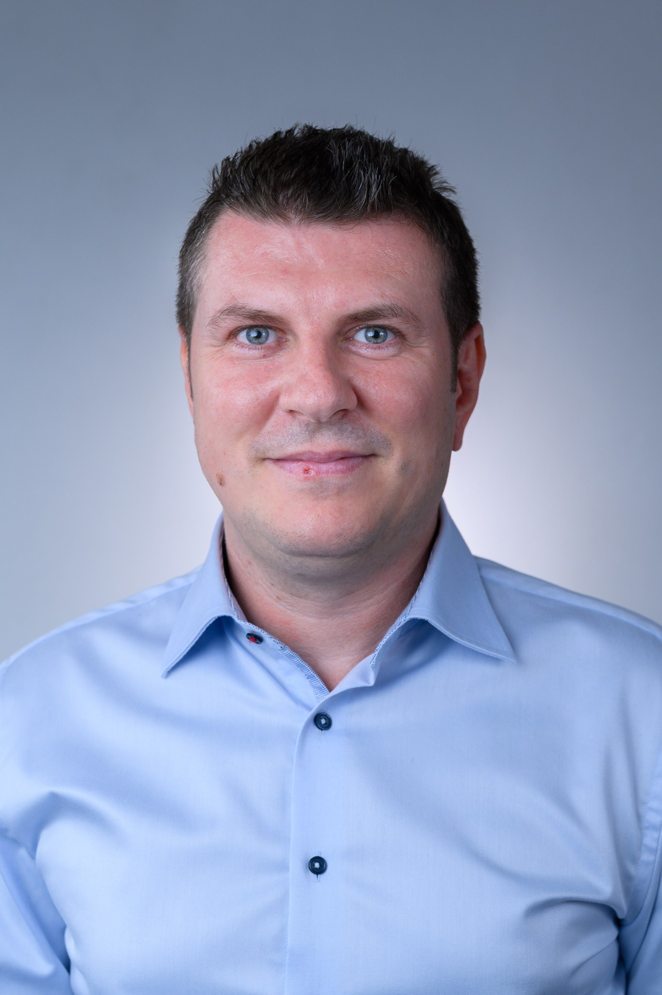 Business & Comercial. Mugurel Olteanu Fotograf