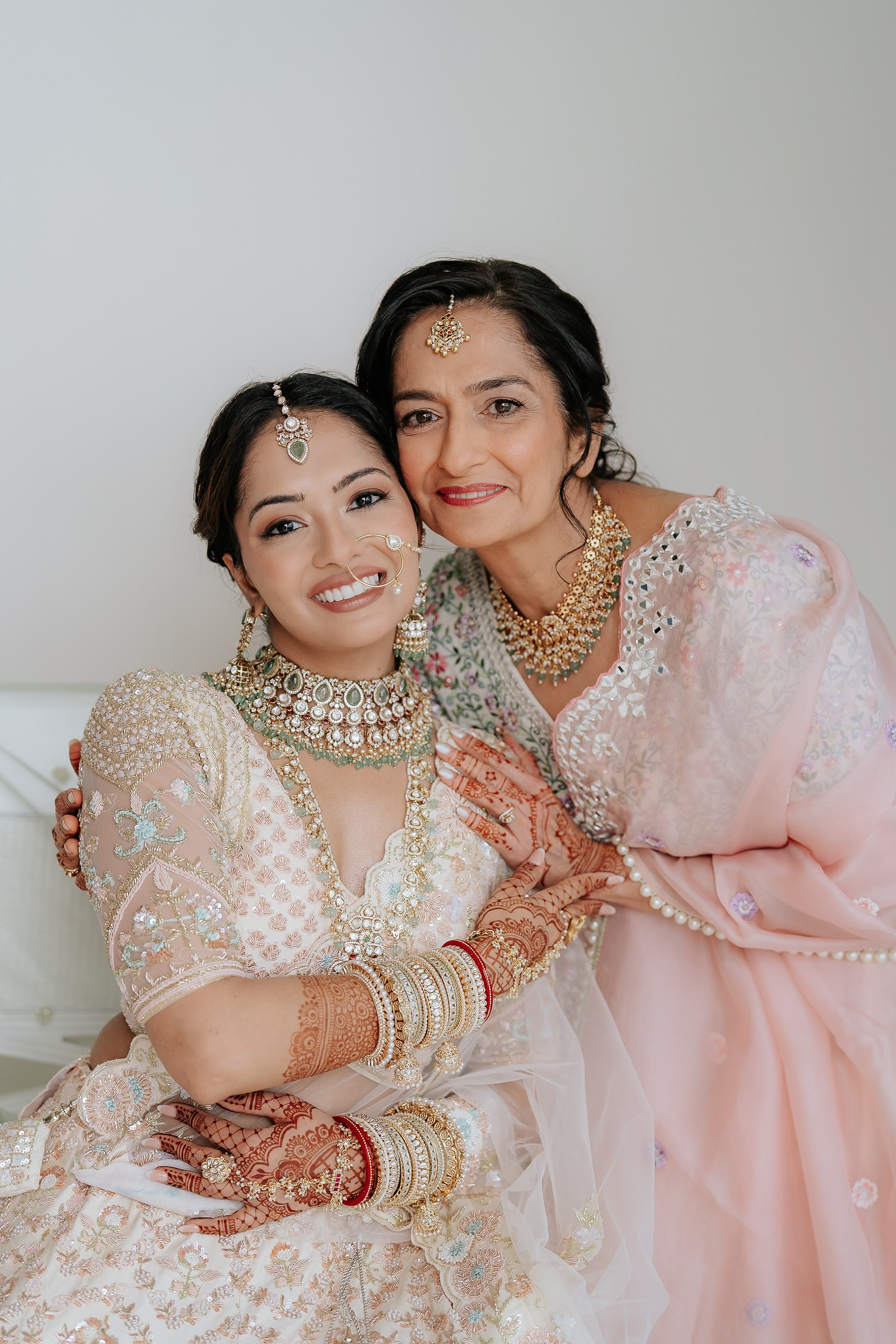 TINU & ASHKA. WEDDING PHOTO COLOR GRADING