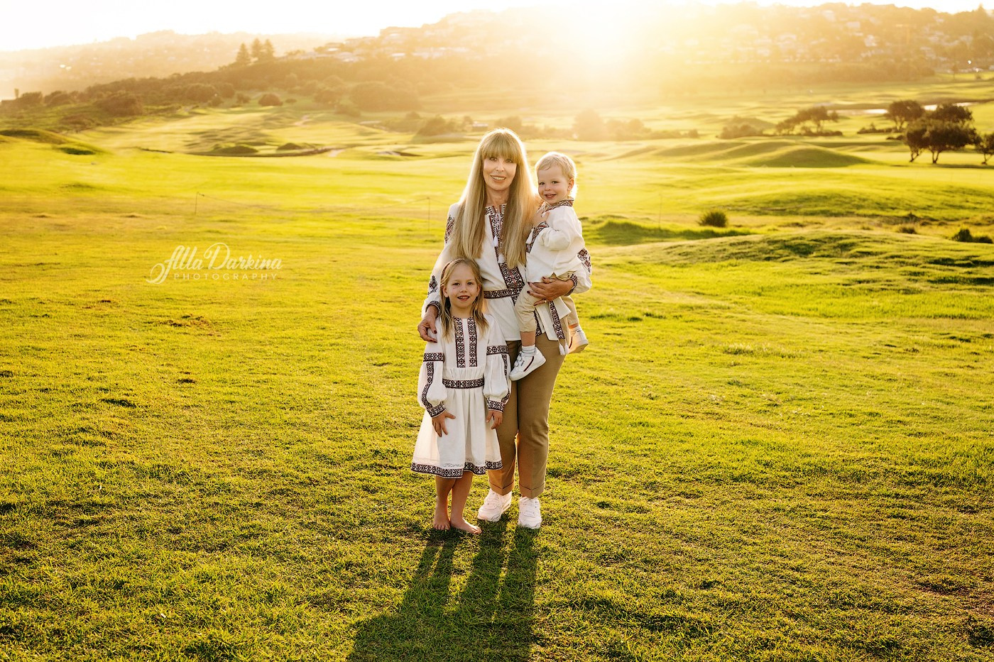 Family session price guide. Newborn and family photographer. Hills District. Sydney