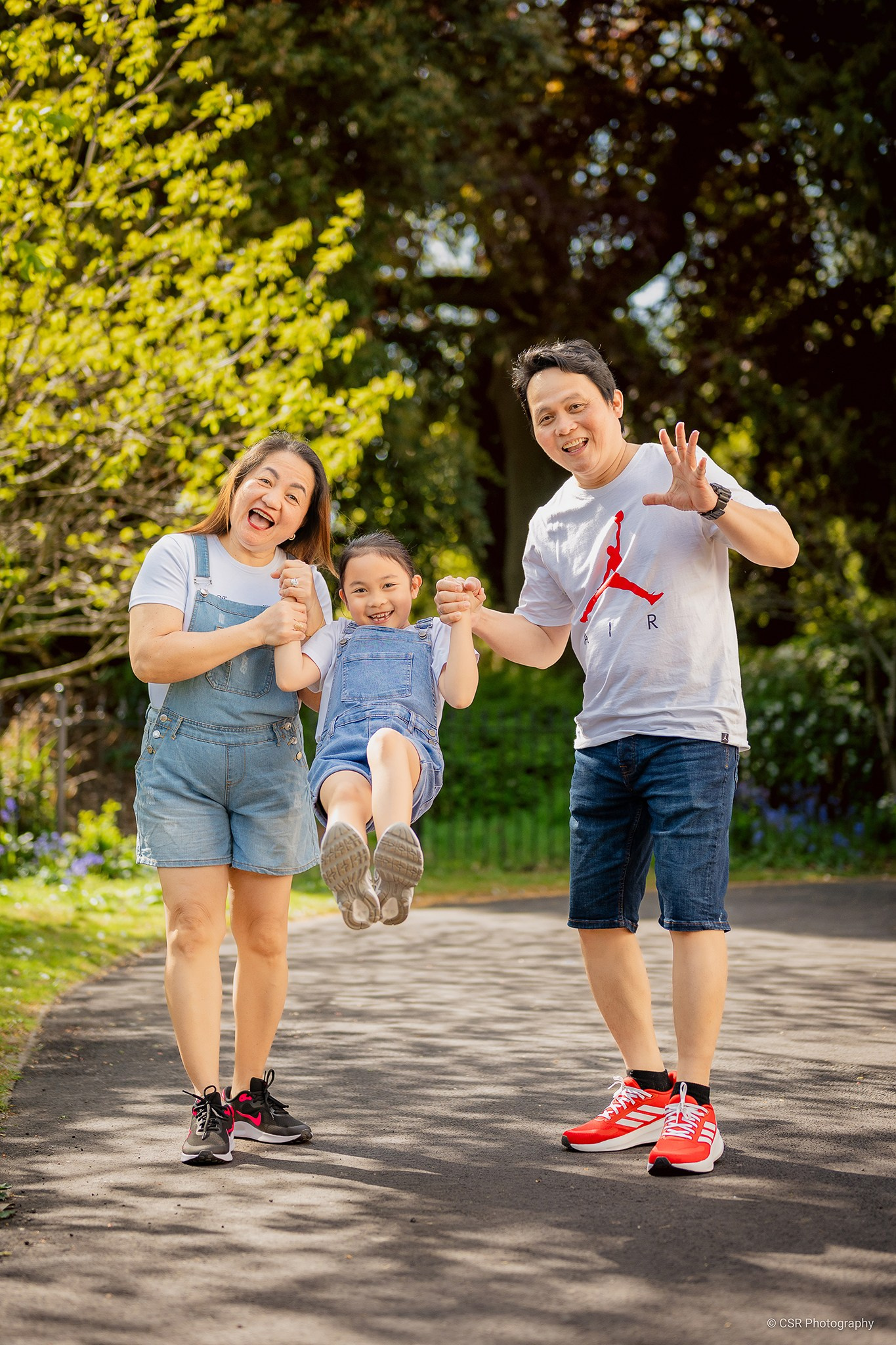 Lantaco Family. CSR Photography