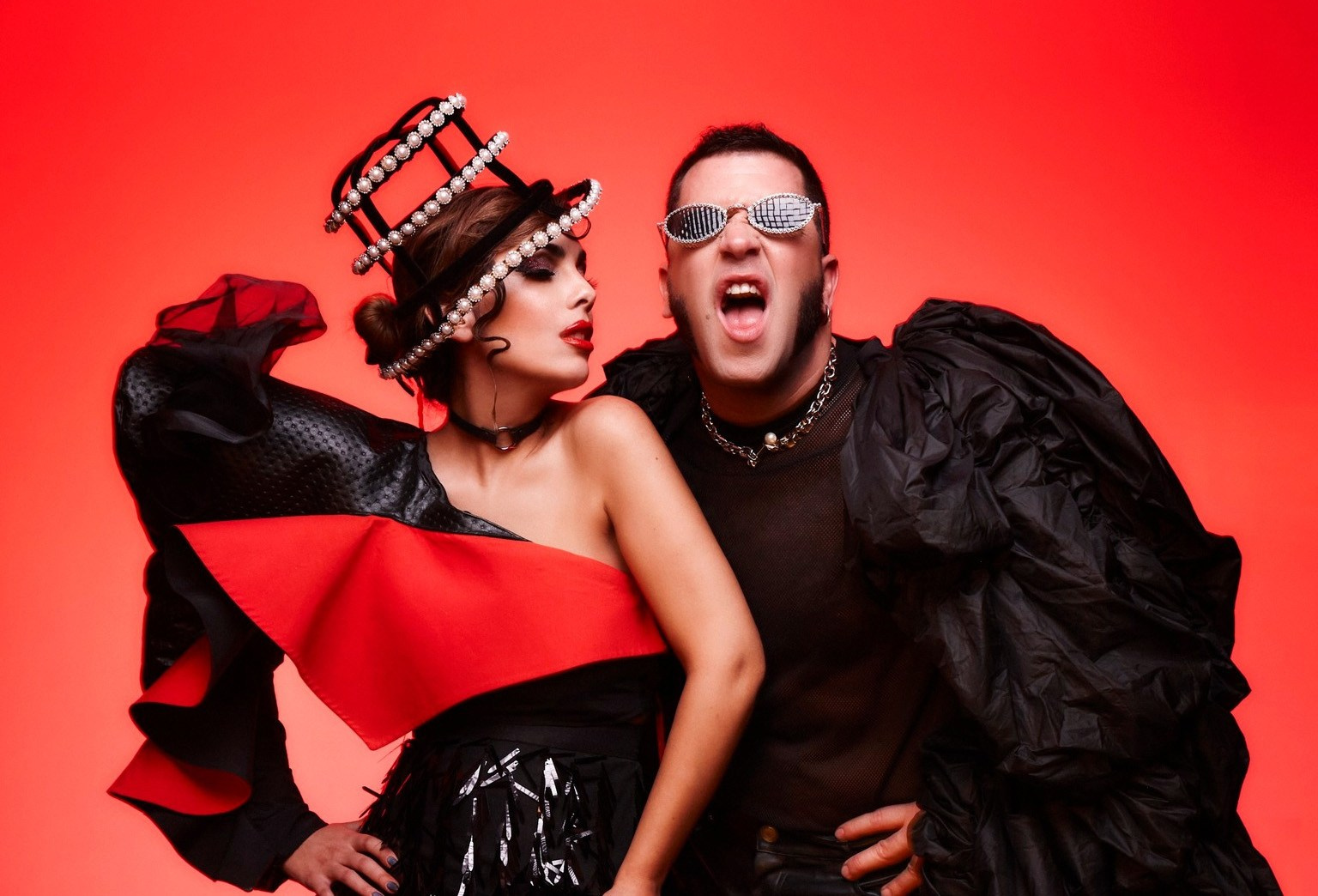 El dúo español Ladilla Rusa regresa con el nuevo sencillo «TKM CNT XFA» tras dos años de pausa | FOTKAI