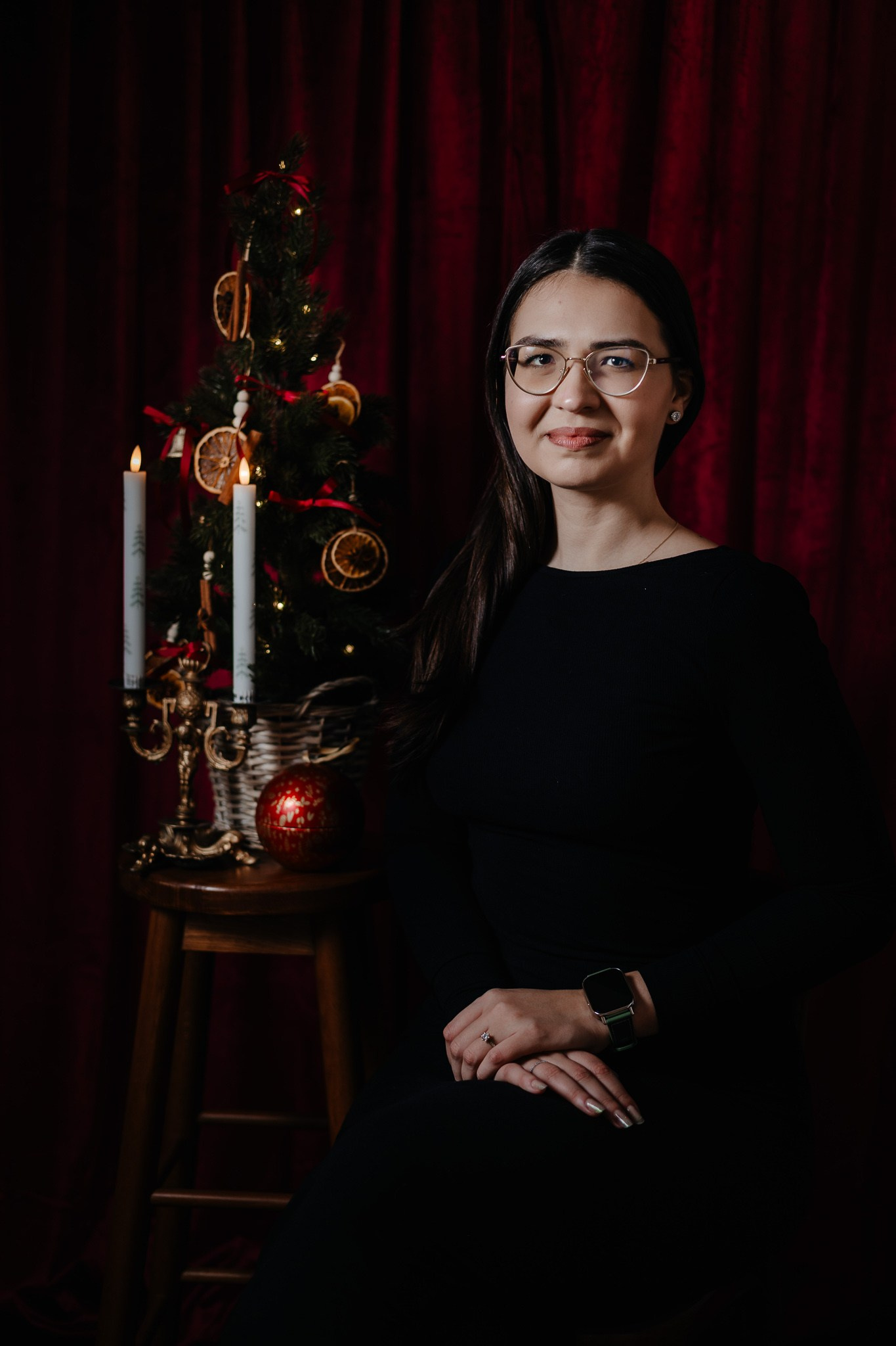 Ședințe Foto Crăciun 2025 Piatra Neamț | Fotografii de Sărbători | FotoACTIV. Fotograf Profesionist Piatra Neamț, Roman, Târgu Neamț, Bicaz, Neamț | Studio, Nuntă, Botez, Eveniment | FotoACTIV