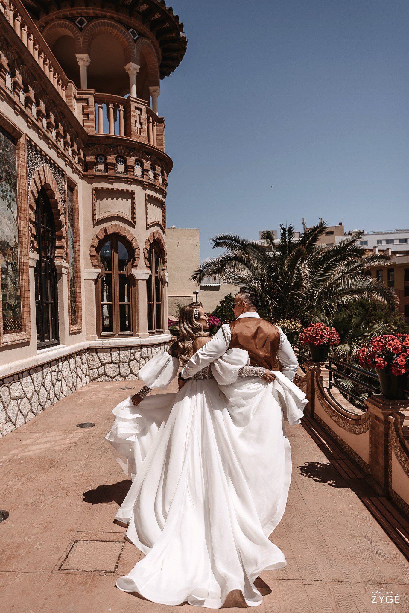Bride and groom wedding photoshoot in Spain