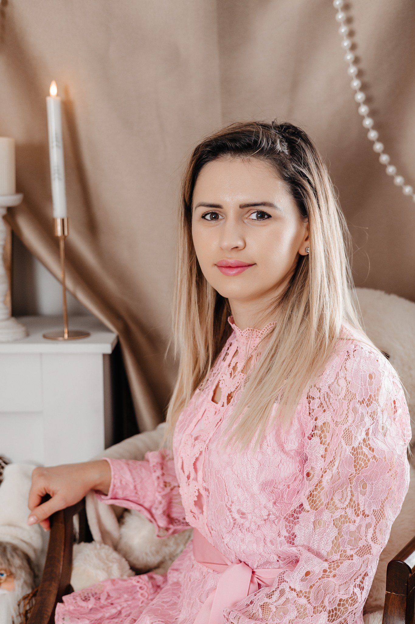 Ședințe Foto Crăciun 2025 Piatra Neamț | Fotografii de Sărbători | FotoACTIV. Fotograf Profesionist Piatra Neamț, Roman, Târgu Neamț, Bicaz, Neamț | Studio, Nuntă, Botez, Eveniment | FotoACTIV