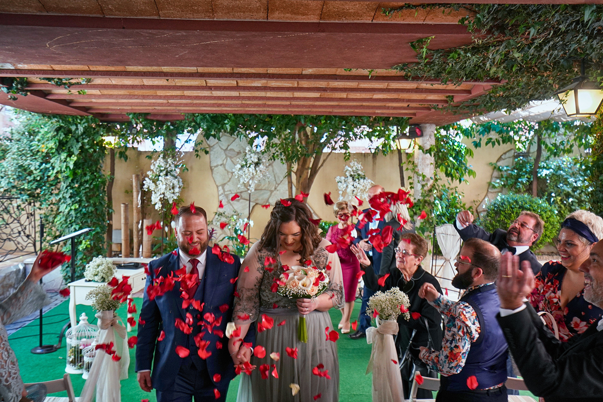 Best Wedding Photographer NYC | Emin Kuliyev | Top 10 Worldwide | Candid & Documentary Style | Prices in Manhattan & New York City. Emin Kuliyev — Award-Winning Wedding Photojournalist NYC & USA | Best Wedding Photographer Known for Candid, Timeless Moments