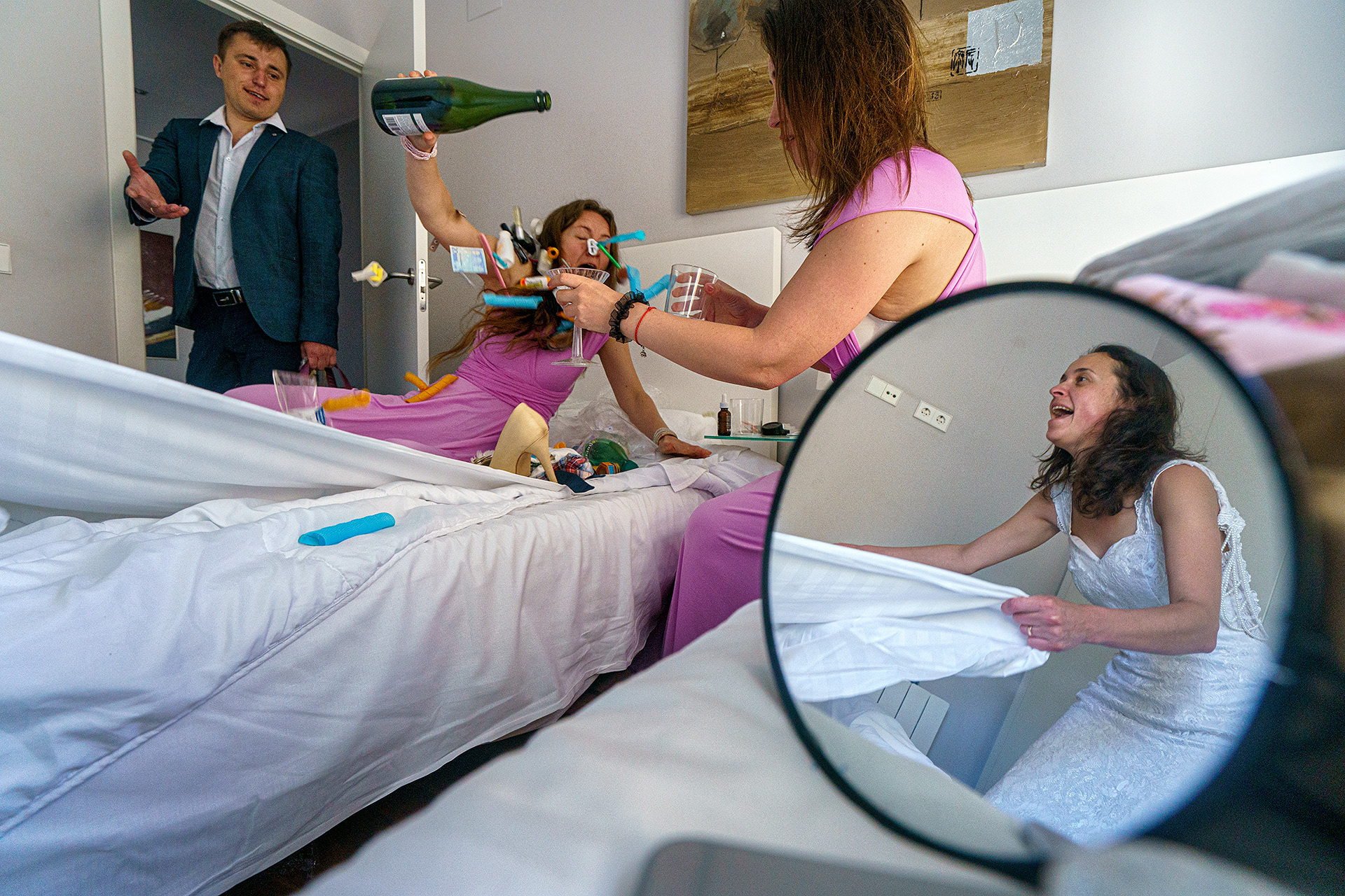 Best Wedding Photographer NYC | Emin Kuliyev | Top 10 Worldwide | Candid & Documentary Style | Prices in Manhattan & New York City. Emin Kuliyev — Award-Winning Wedding Photojournalist NYC & USA | Best Wedding Photographer Known for Candid, Timeless Moments