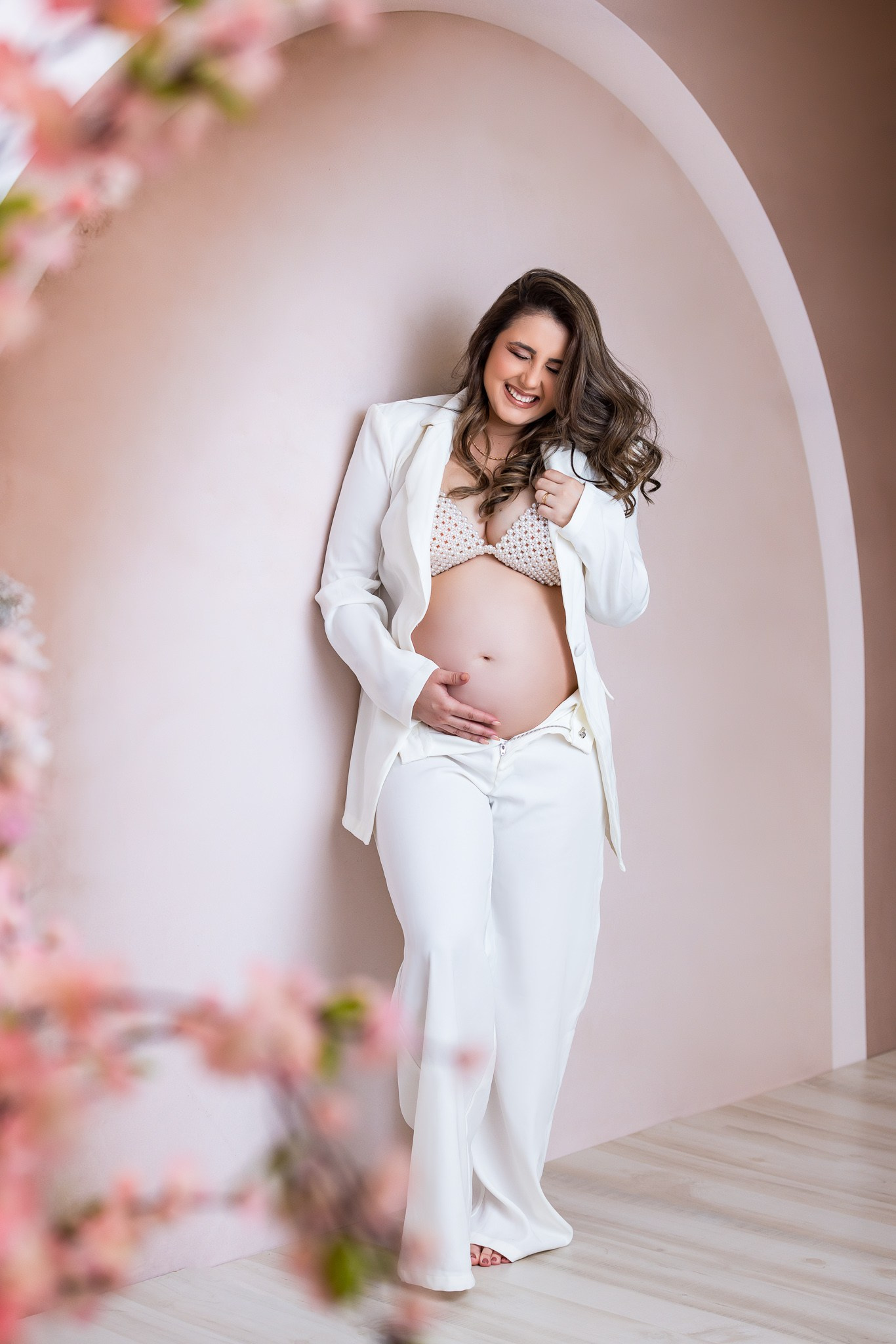 Professional family, maternity & newborn photographer in North Charleston, SC, creating timeless portraits