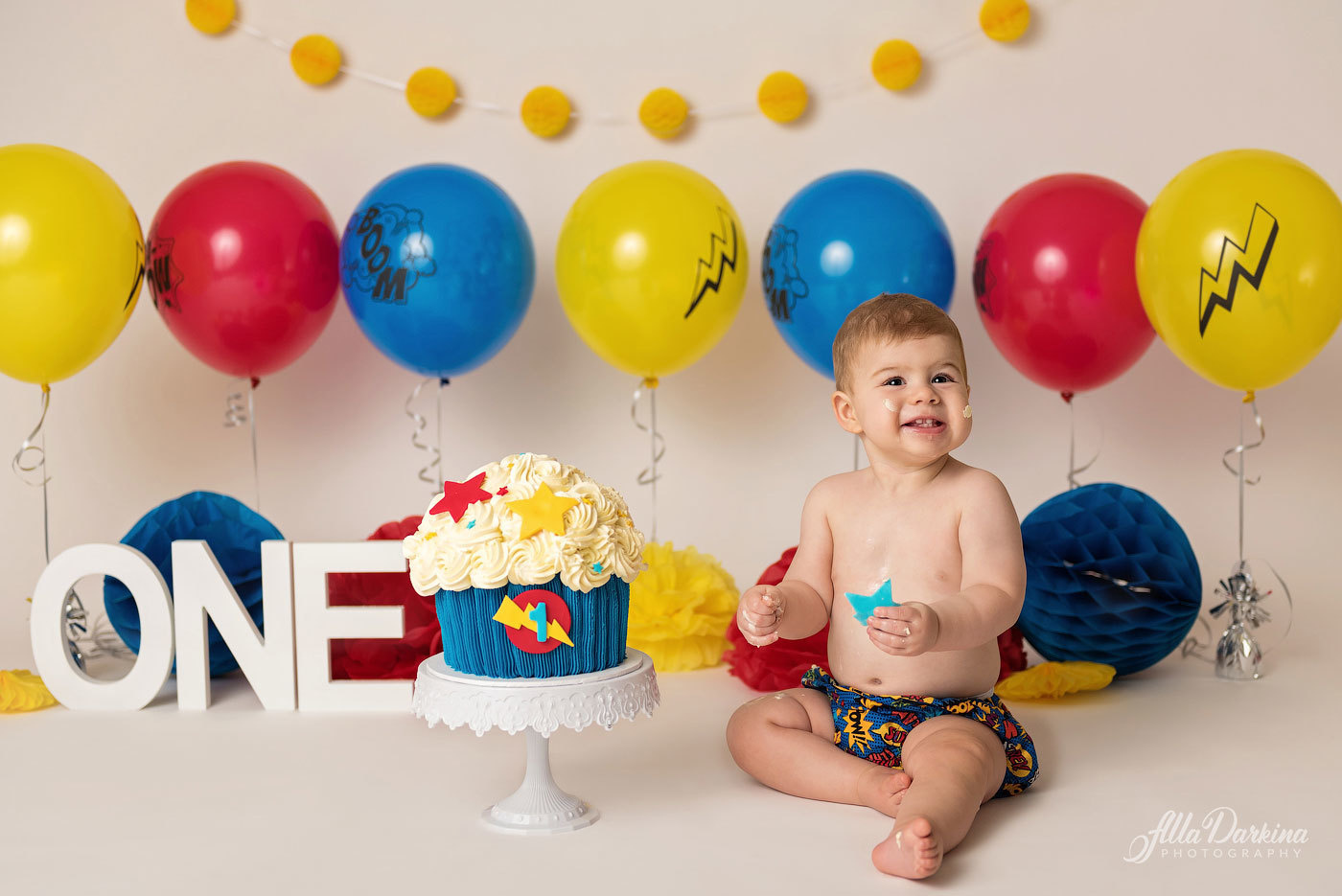 Cake smash session price guide. Newborn and family photographer. Hills District. Sydney