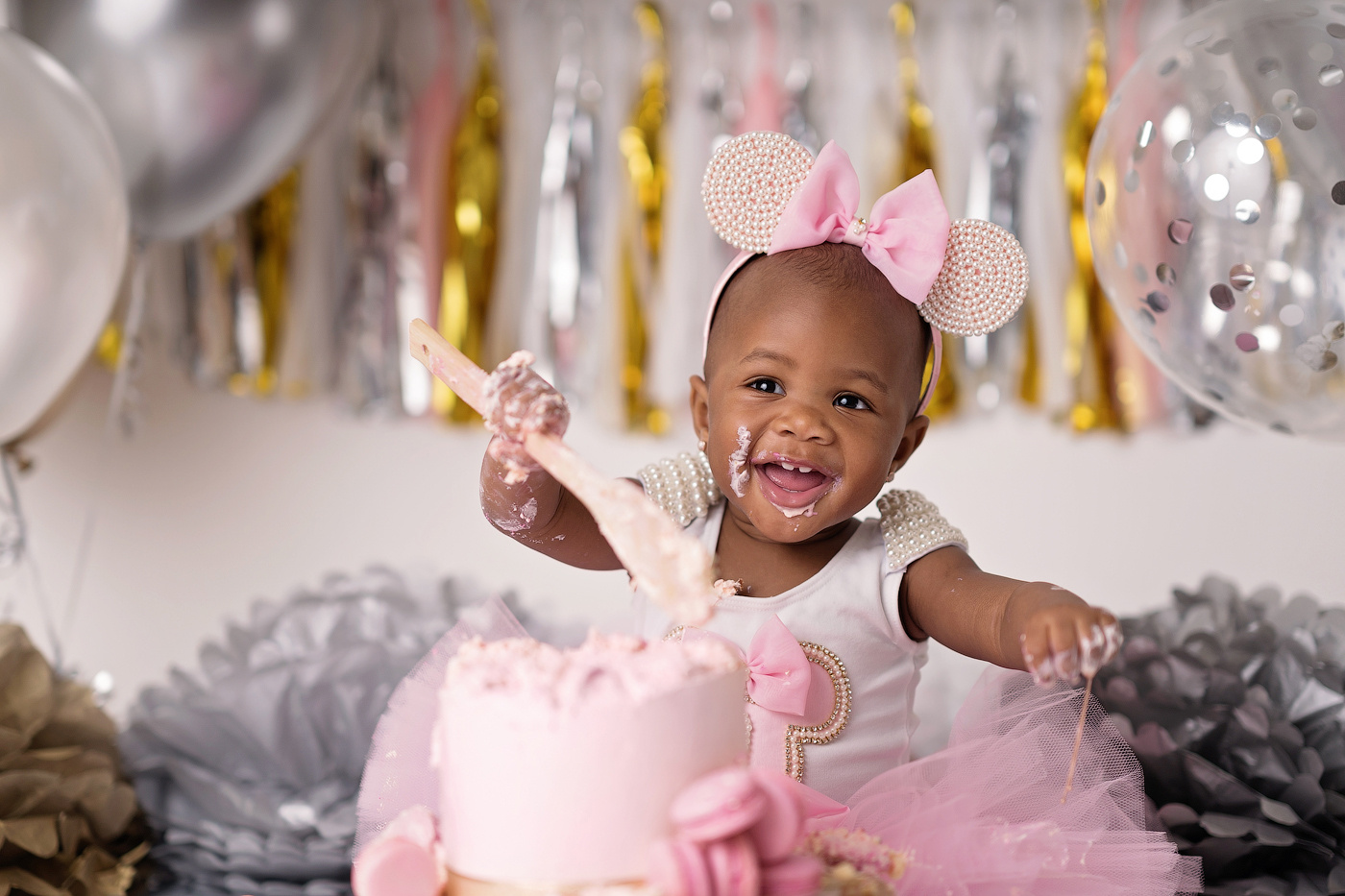 Cake smash session price guide. Newborn and family photographer. Hills District. Sydney
