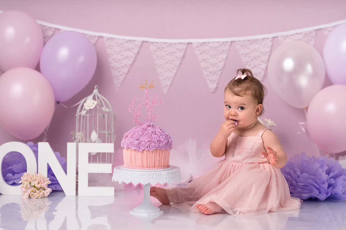 Cake smash session price guide. Newborn and family photographer. Hills District. Sydney