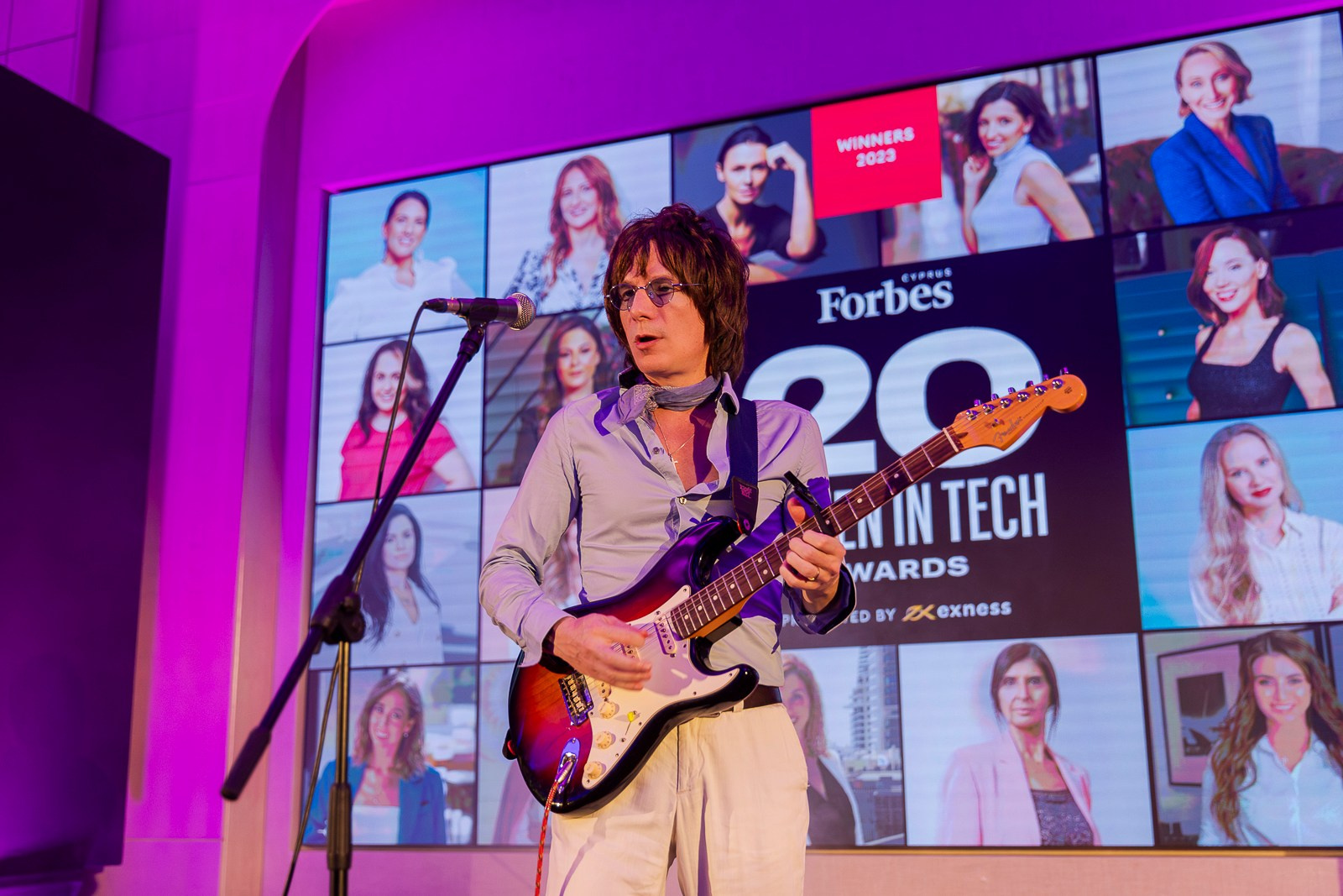 Фото и видео съёмка на Кипре. Съемка мероприятий и рекламы в Лимасоле Никосии и Пафосе