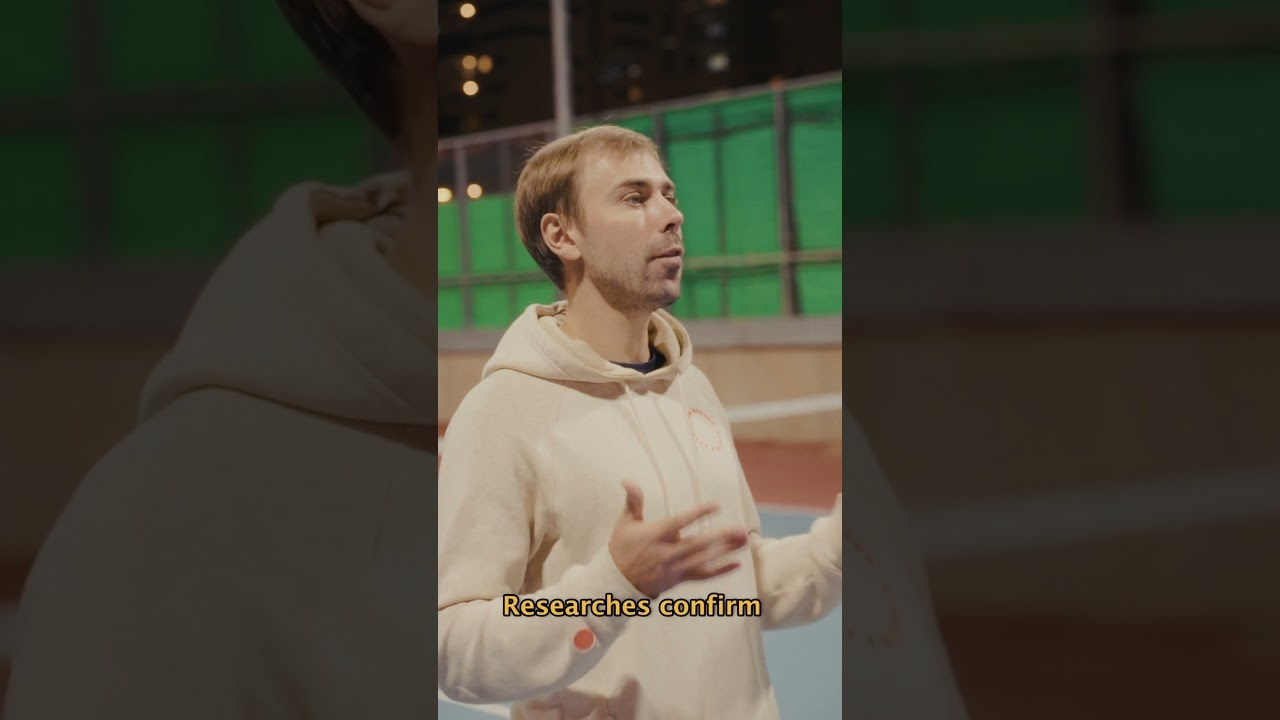 Tennis coach Vadim. Photo and video shooting