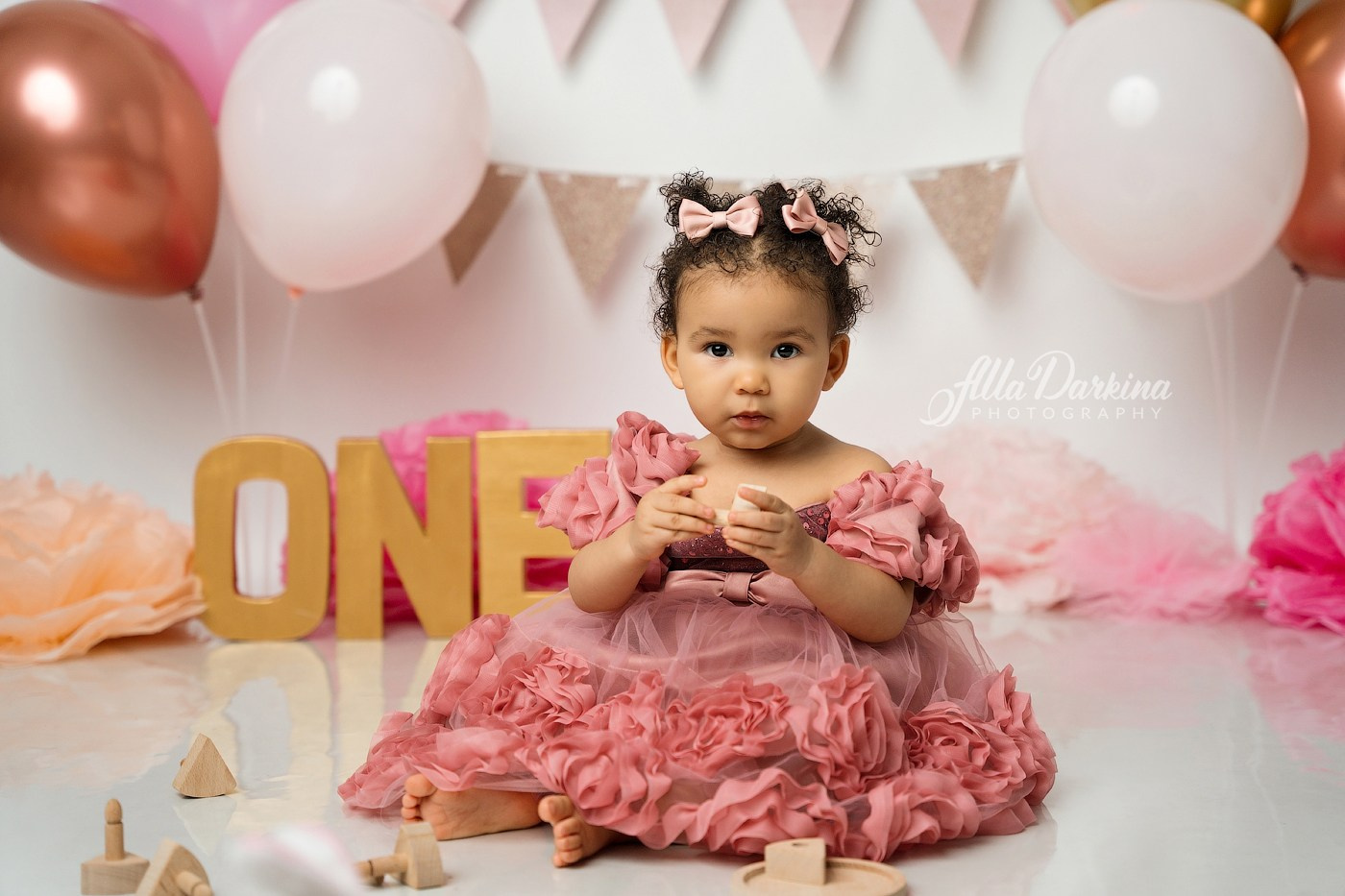 First year selebration. Newborn and family photographer. Hills District. Sydney