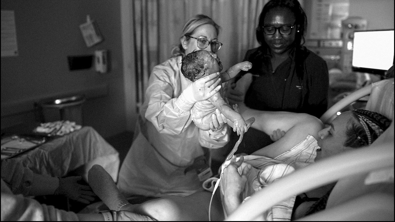 Hospital Birth Photography. Alisa Tant — Family and newborn photographer Bucks County, Montgomery county, Philadelphia, NJ