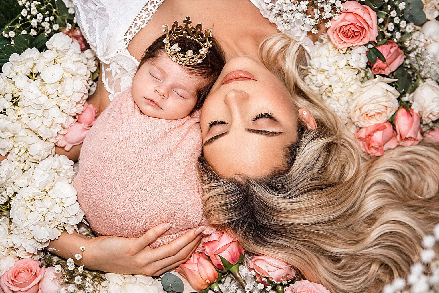 Miami Newborn Photographer | Ksenia Derzkaya