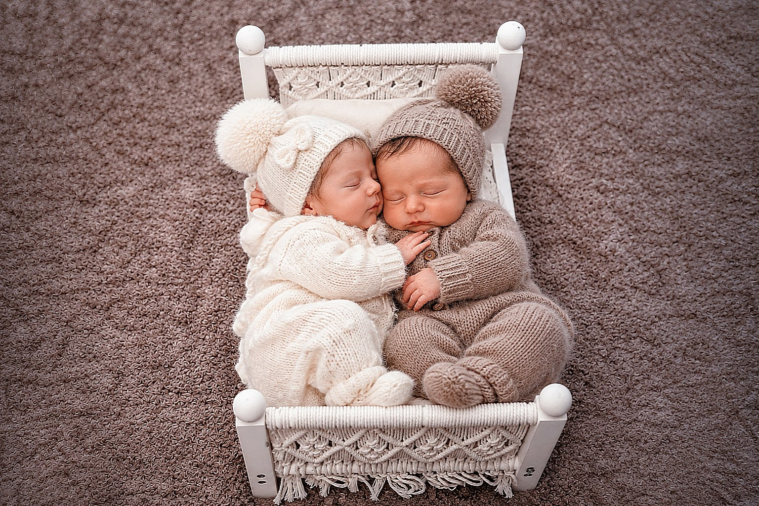 Miami Newborn Photographer | Ksenia Derzkaya