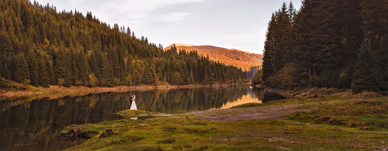 Laura & Daniel. Fotograf nunta Constanta