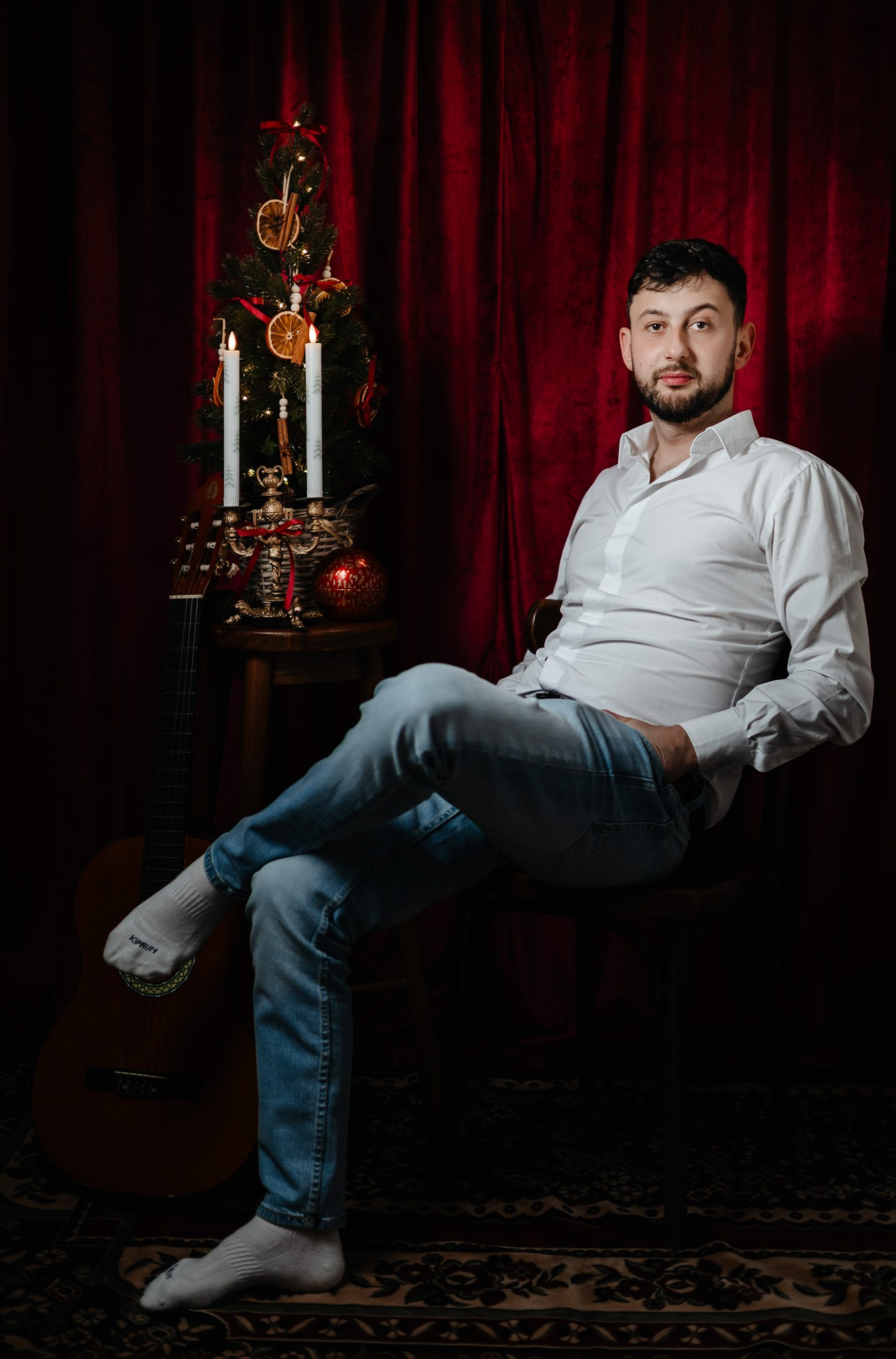 Ședințe Foto Crăciun 2025 Piatra Neamț | Fotografii de Sărbători | FotoACTIV. Fotograf Profesionist Piatra Neamț, Roman, Târgu Neamț, Bicaz, Neamț | Studio, Nuntă, Botez, Eveniment | FotoACTIV