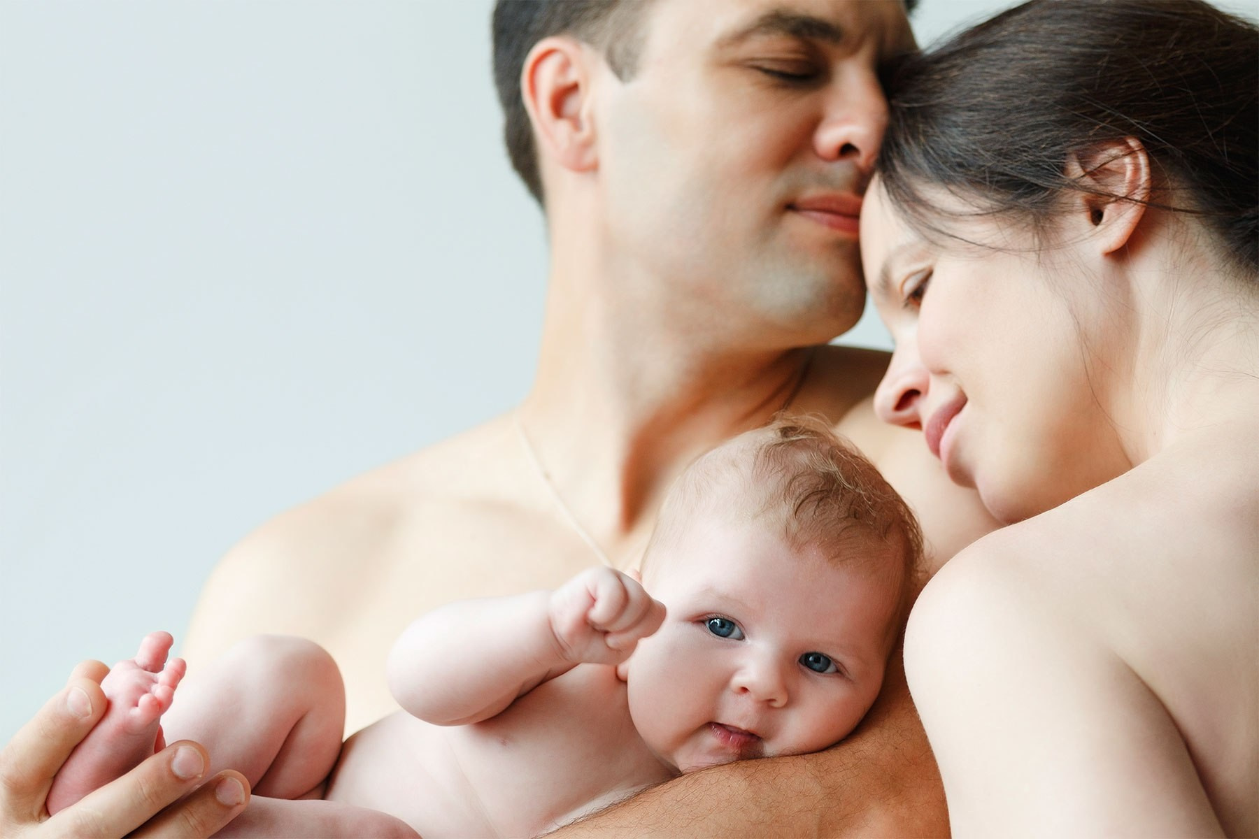 Love Couples & Family. Aesthetic & Lifestyle photographer in Da Nang, Vietnam