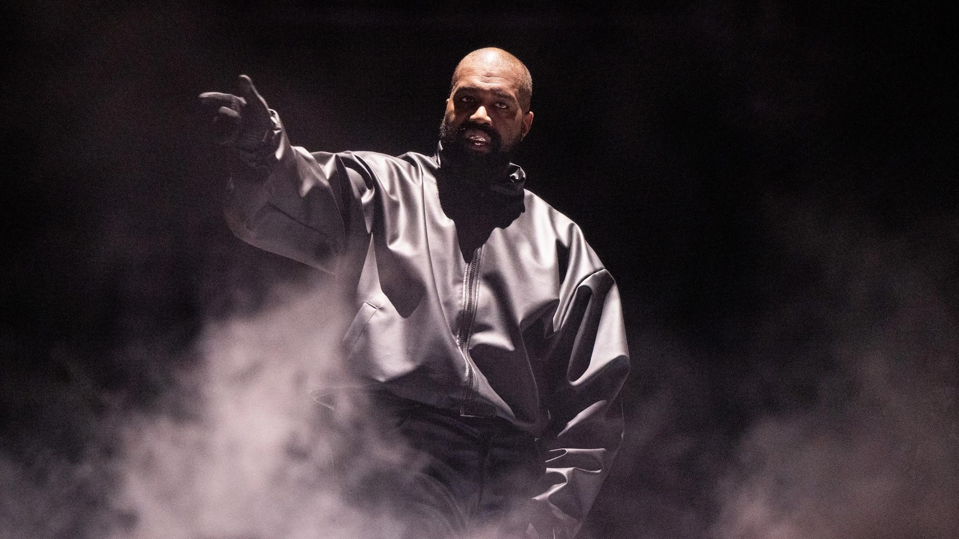 Великобритания запретила въезд Канье Уэсту — фестиваль Wireless отменён | FOTKAI