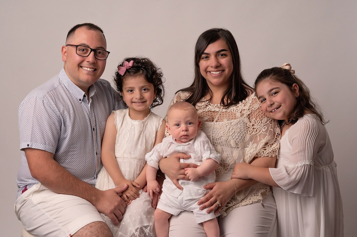 Mother’s Day SPECIAL OFFER. Newborn and family photographer. Hills District. Sydney