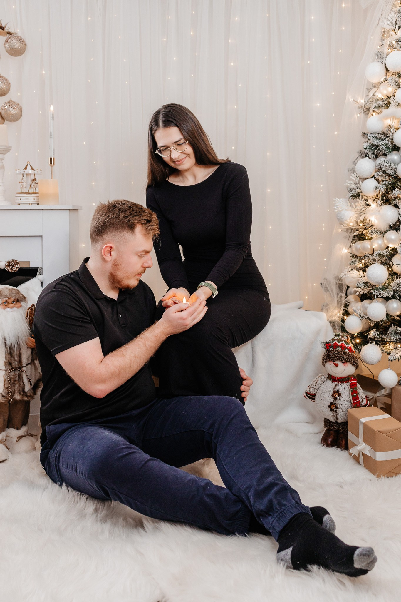 Ședințe Foto Crăciun 2025 Piatra Neamț | Fotografii de Sărbători | FotoACTIV. Fotograf Profesionist Piatra Neamț, Roman, Târgu Neamț, Bicaz, Neamț | Studio, Nuntă, Botez, Eveniment | FotoACTIV