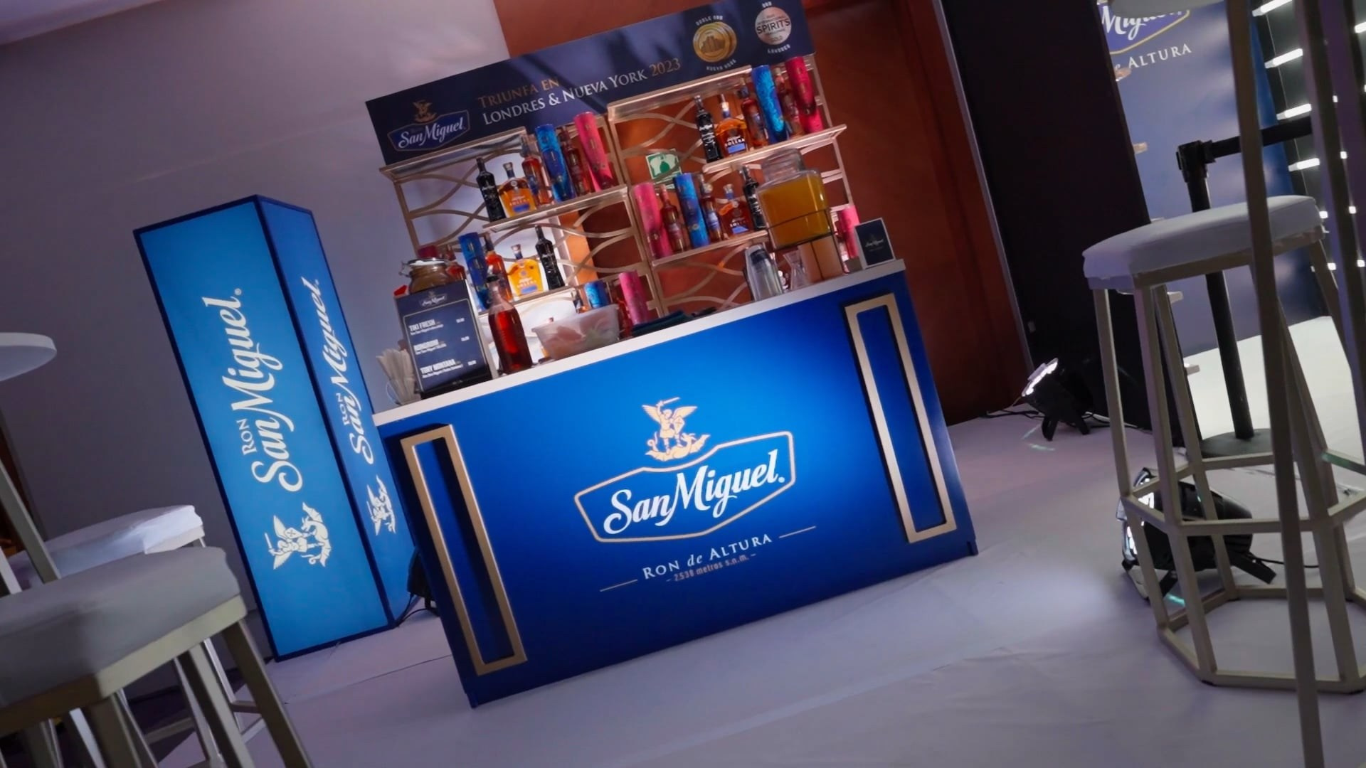 Fotografía de eventos sociales en Cuenca Ecuador. Fotografía y video para bodas y  Familiares en Cuenca - Ecuador, Alex Coello