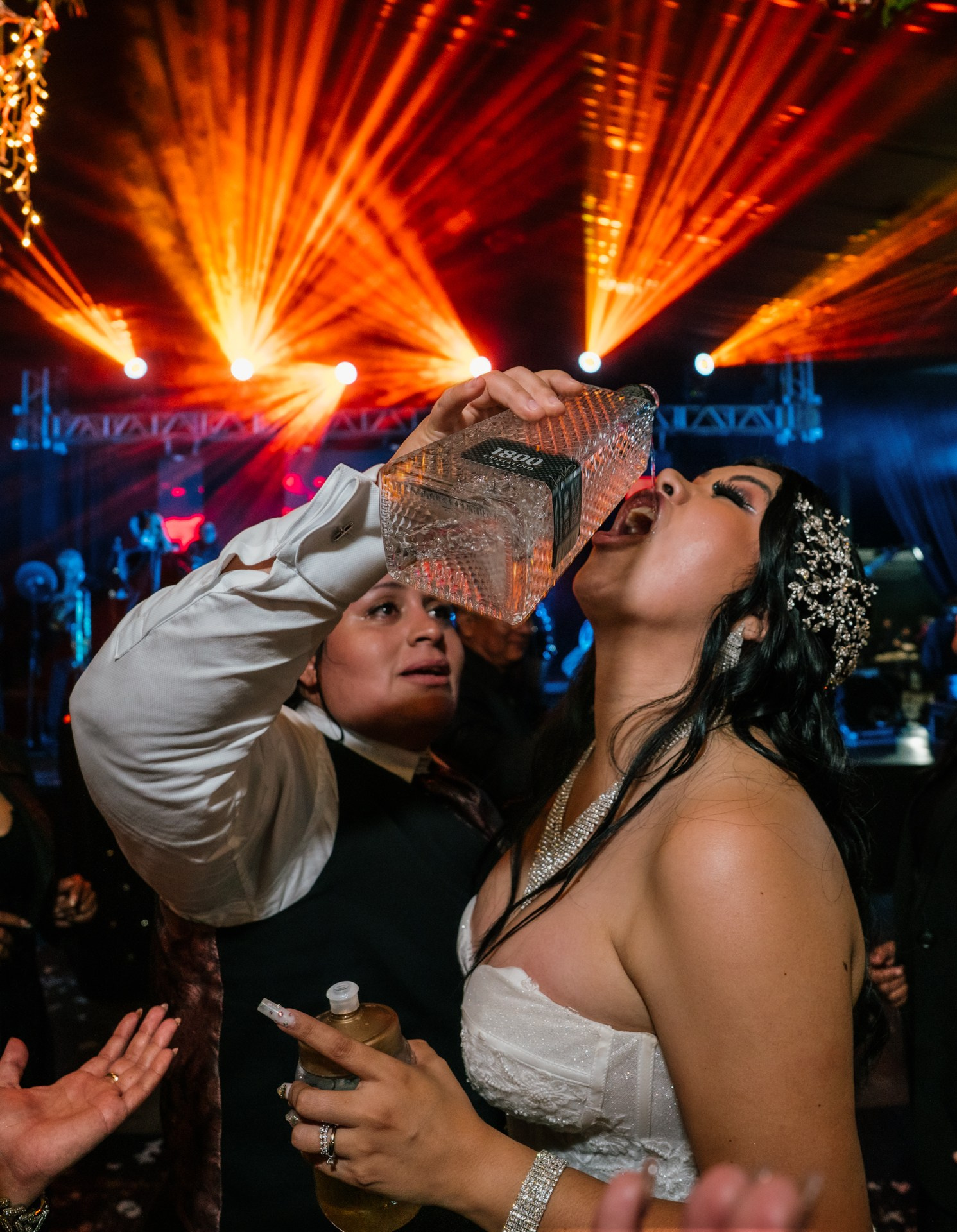 Elopement & Lifestyle Wedding Documentary Photographer