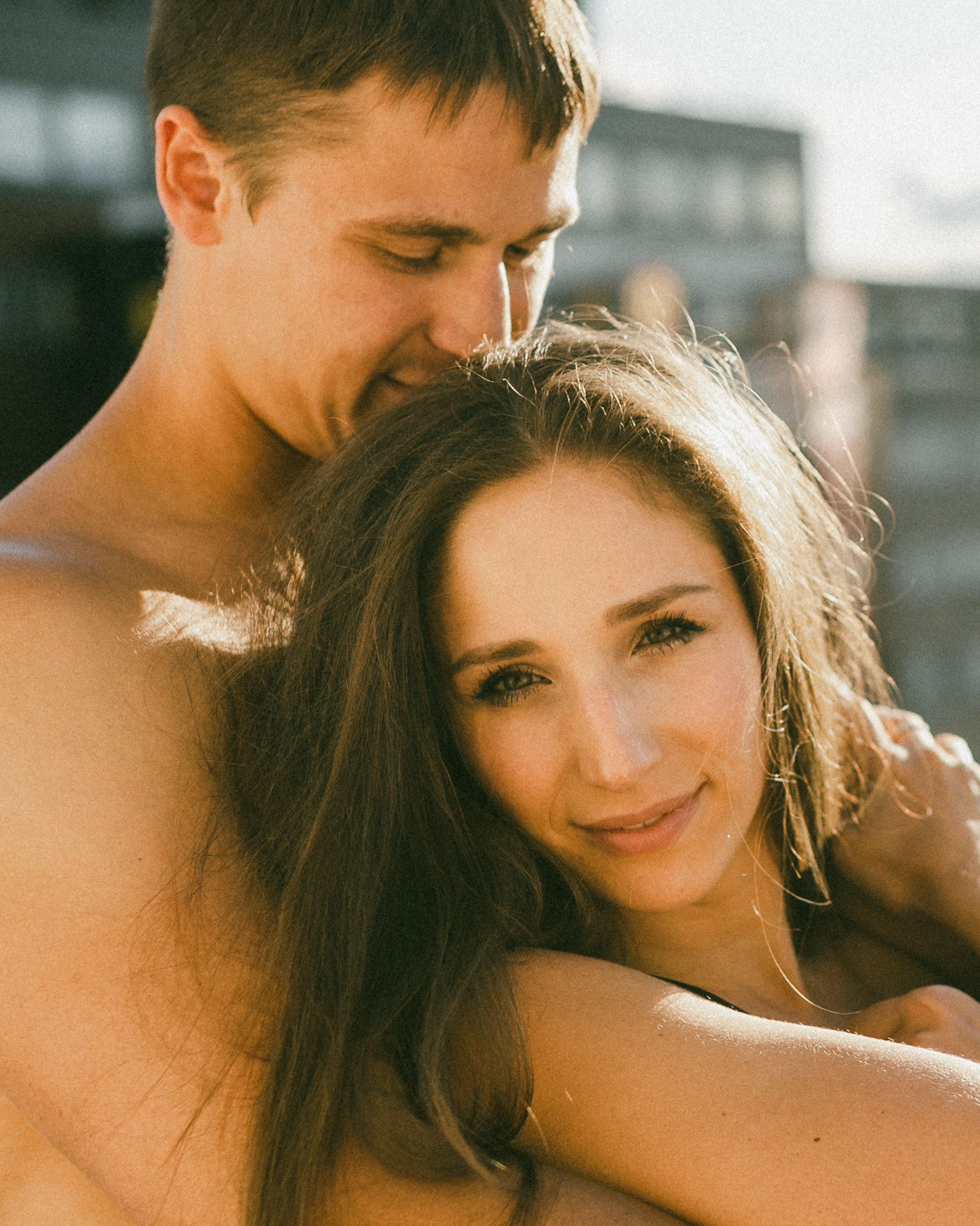Love Story in a balcony. Valokuvaaja Lahti, Helsinki Elena Salonen