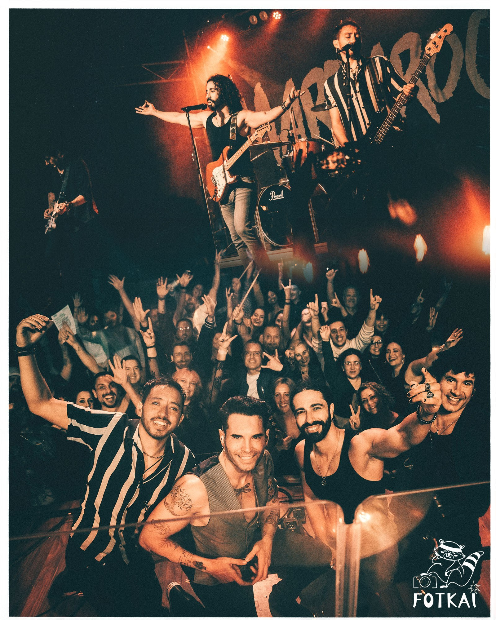 DENISDENIS: «El amor es la esperanza que se necesita» — la banda gaditana que convierte emoción en identidad | FOTKAI