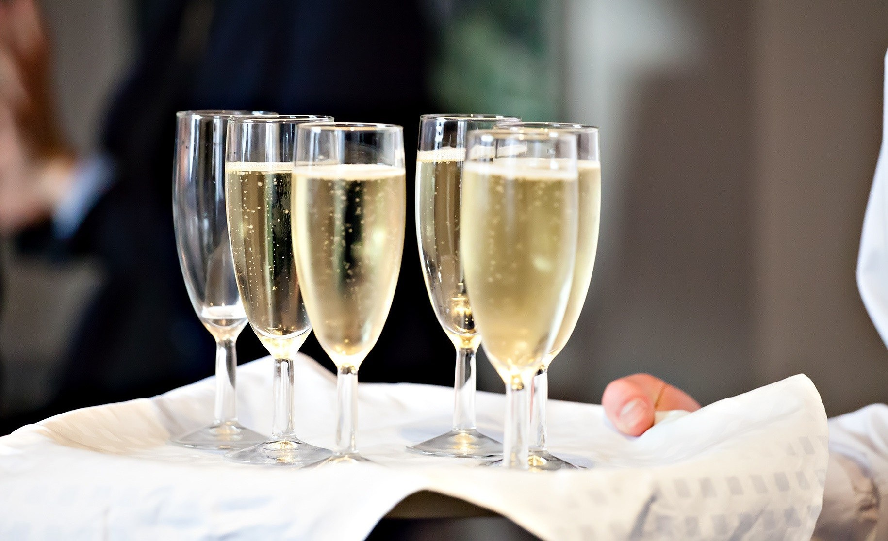 Fotograf og videograf for familier og bedrifter