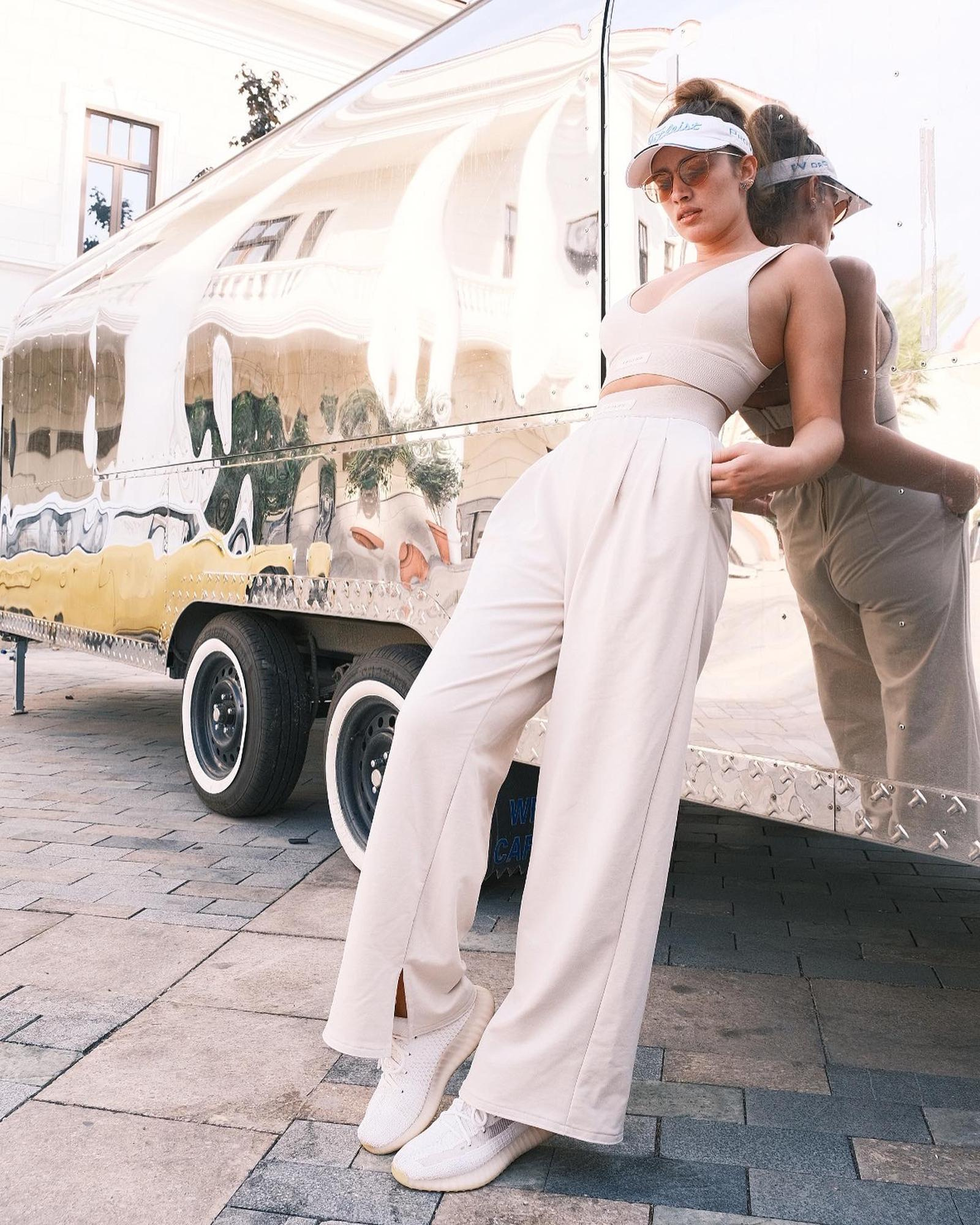 პრემიუმ ფოტოსესია — Service Description. @Gio.Fujifilm ოფიციალური აბასადორი, X-ფოტოგრაფი