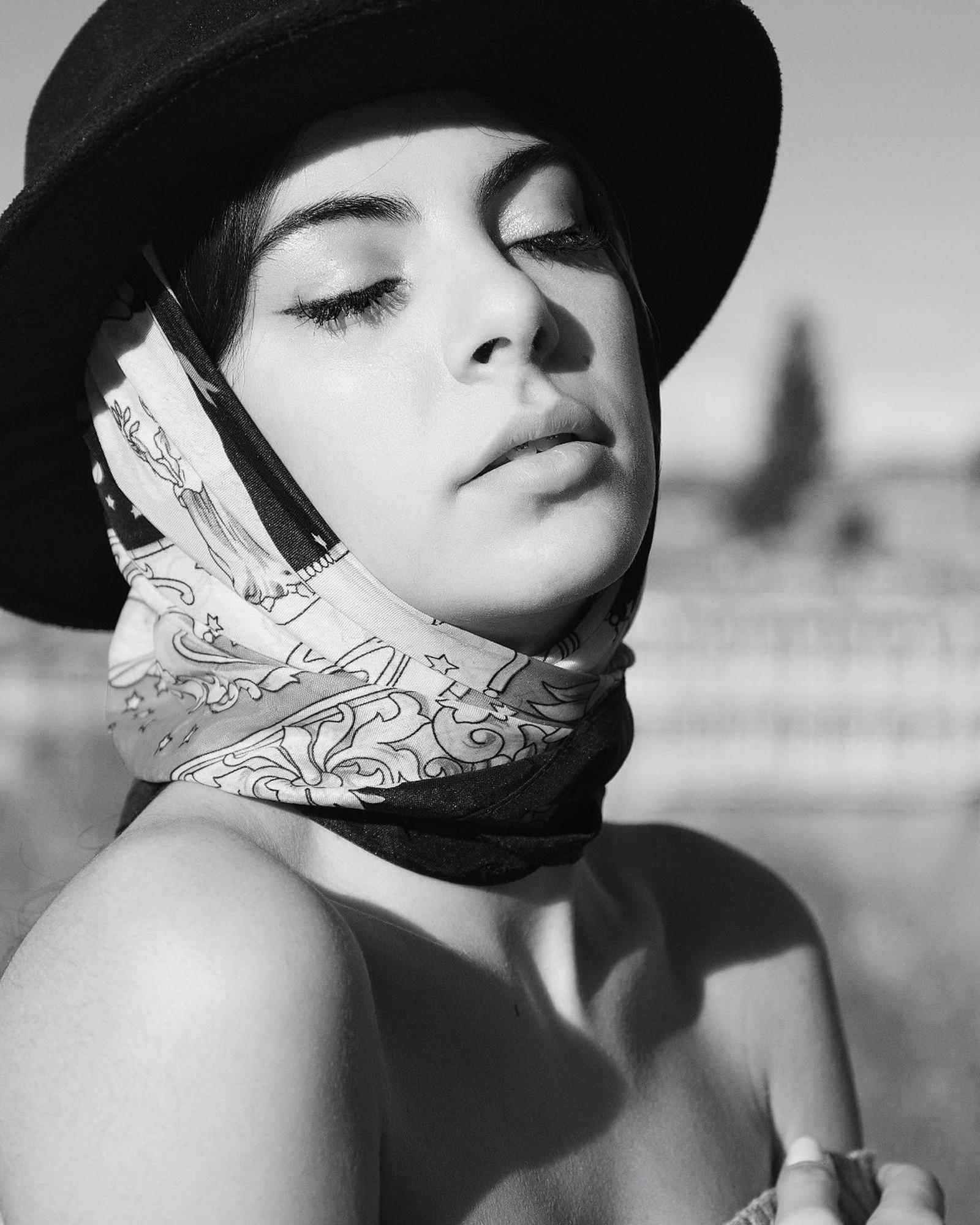 პრემიუმ ფოტოსესია — Service Description. @Gio.Fujifilm ოფიციალური აბასადორი, X-ფოტოგრაფი