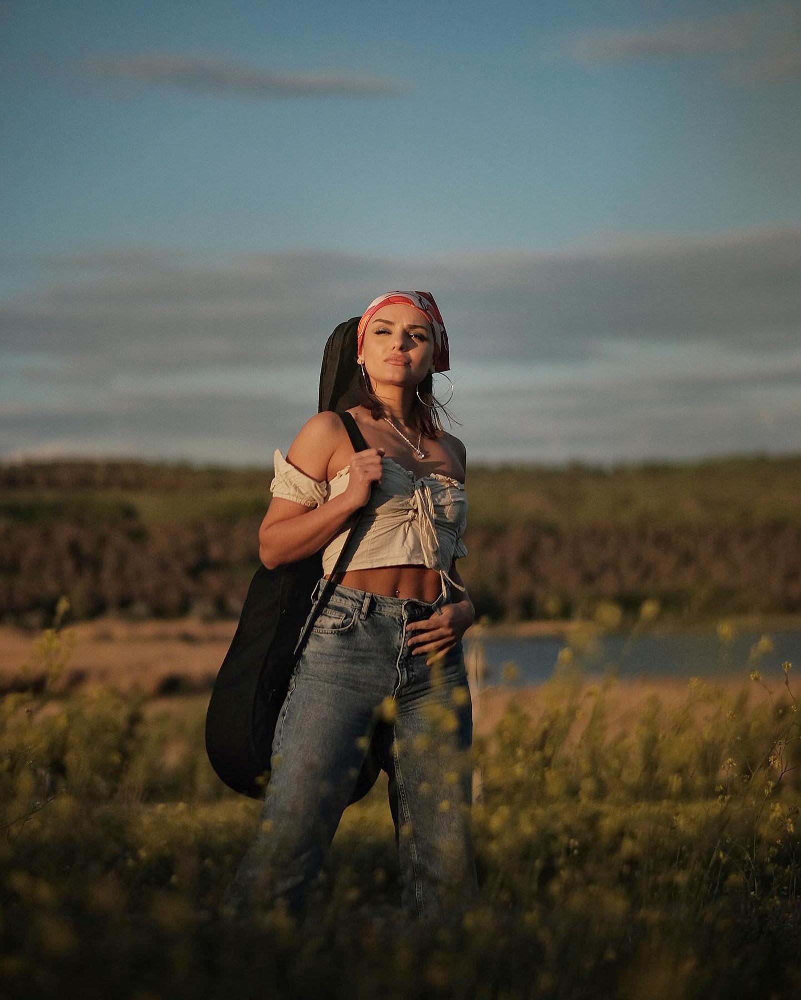 პრემიუმ ფოტოსესია — Service Description. @Gio.Fujifilm ოფიციალური აბასადორი, X-ფოტოგრაფი