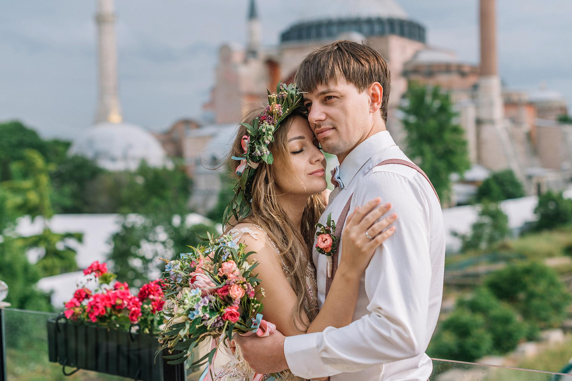 Лайфстайл фотограф в Стамбуле Анатолий. Фотосессии на крышах с чайками