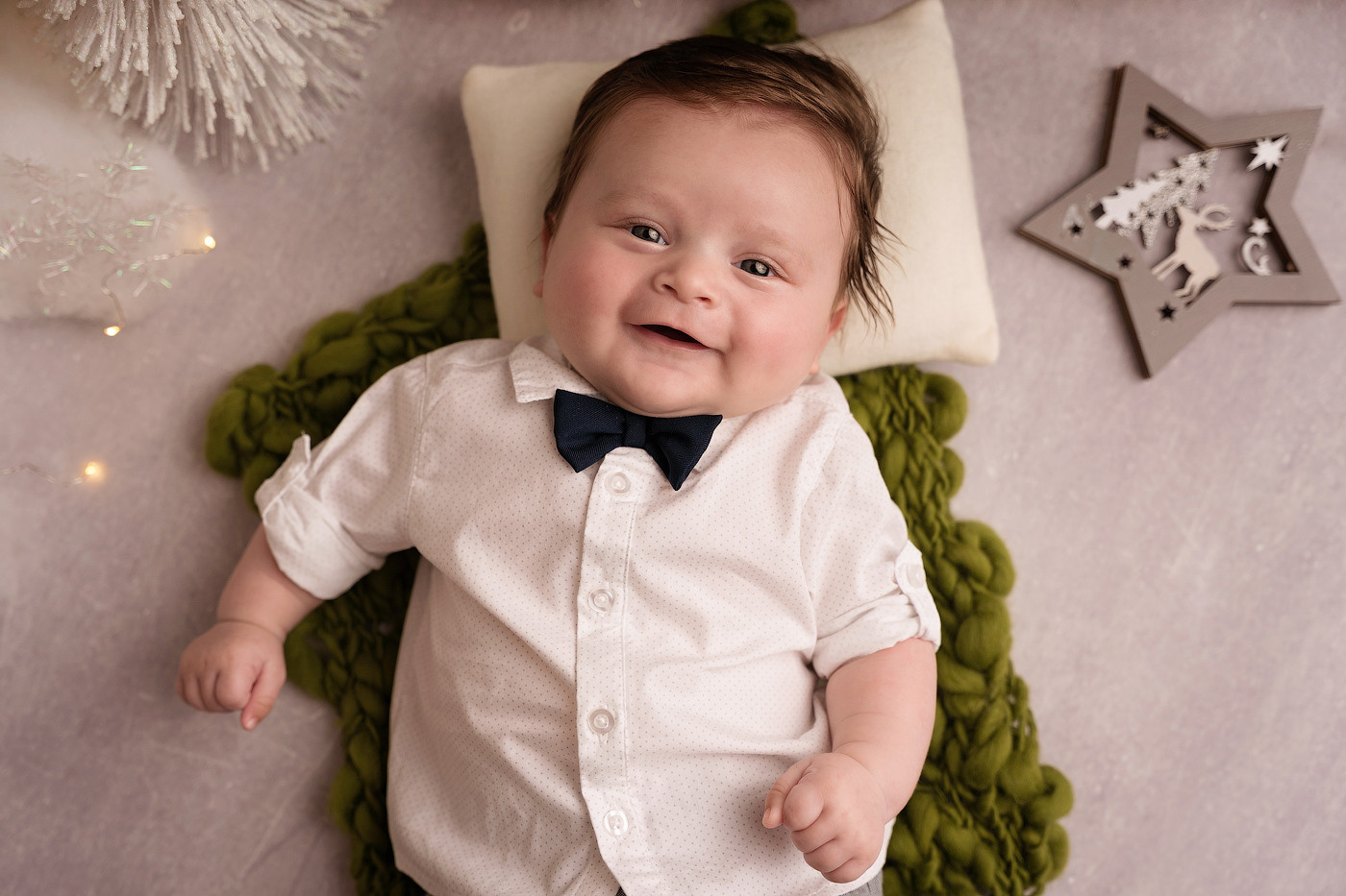 Christmas mini sessions 2021| Sydney. Newborn and family photographer. Hills District. Sydney