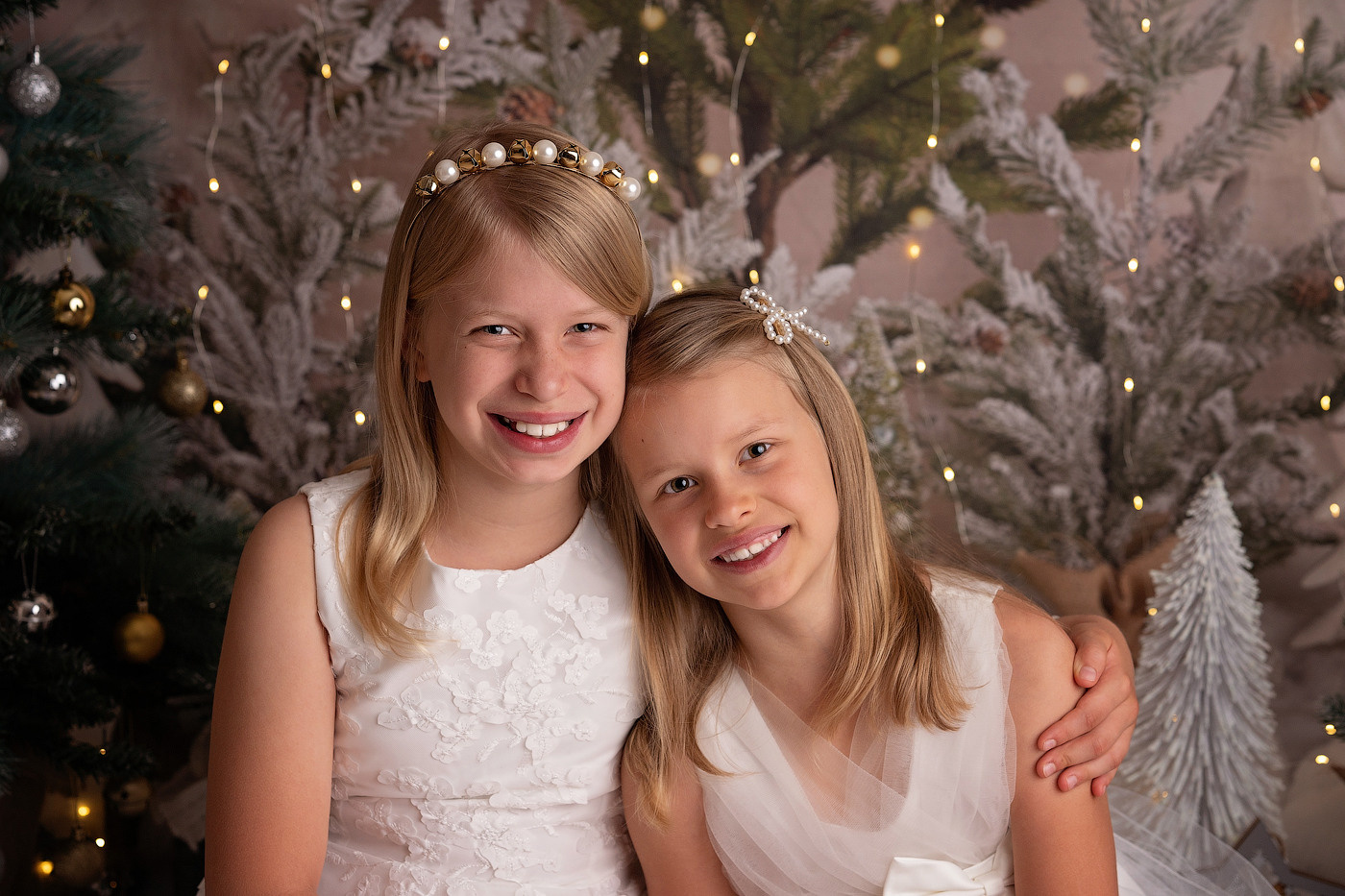 Christmas mini sessions 2021| Sydney. Newborn and family photographer. Hills District. Sydney